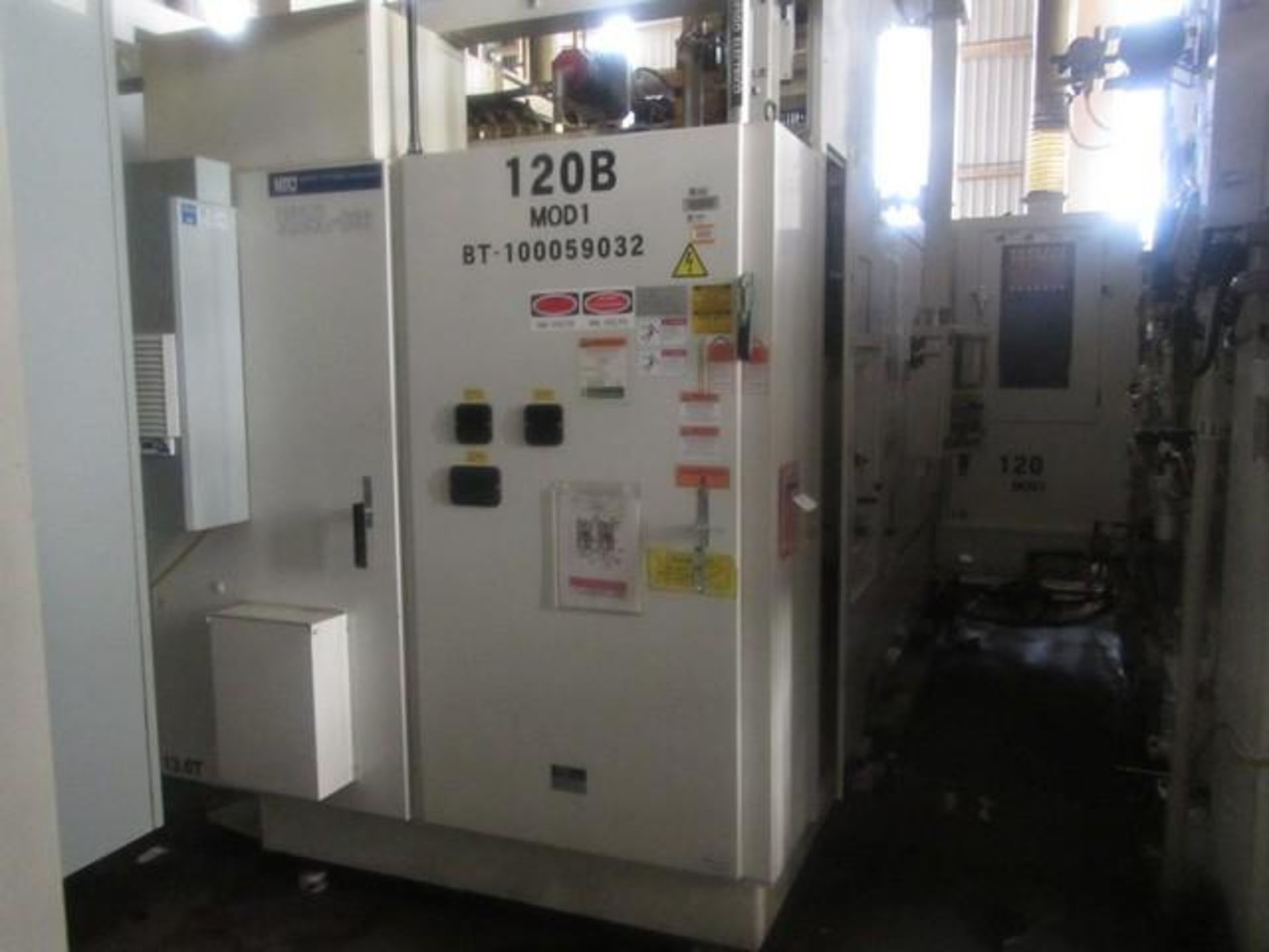 Horizontal CNC Machining Center - Image 3 of 18