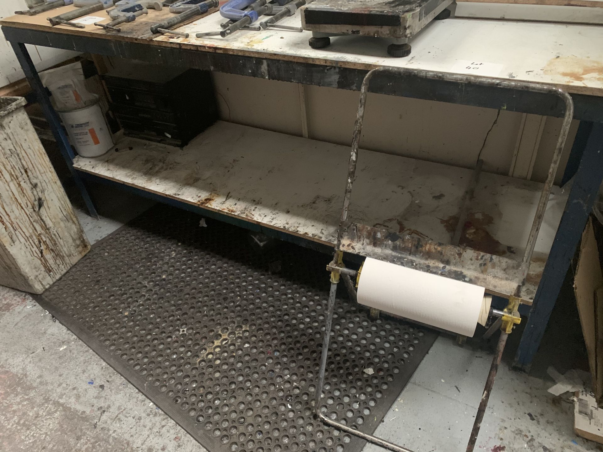 WORKBENCH and ROLL DISPENSER 2600 x 620