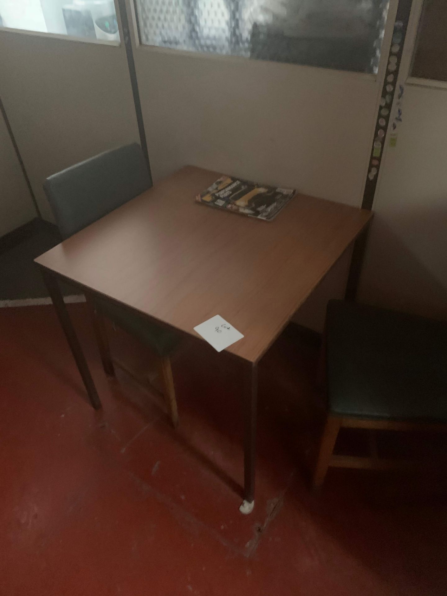 CONTENTS OF STAFFROOM, 1 x 3 division personnel lockers, 2 x single personnel lockers, 2 tables, 5 - Image 3 of 3