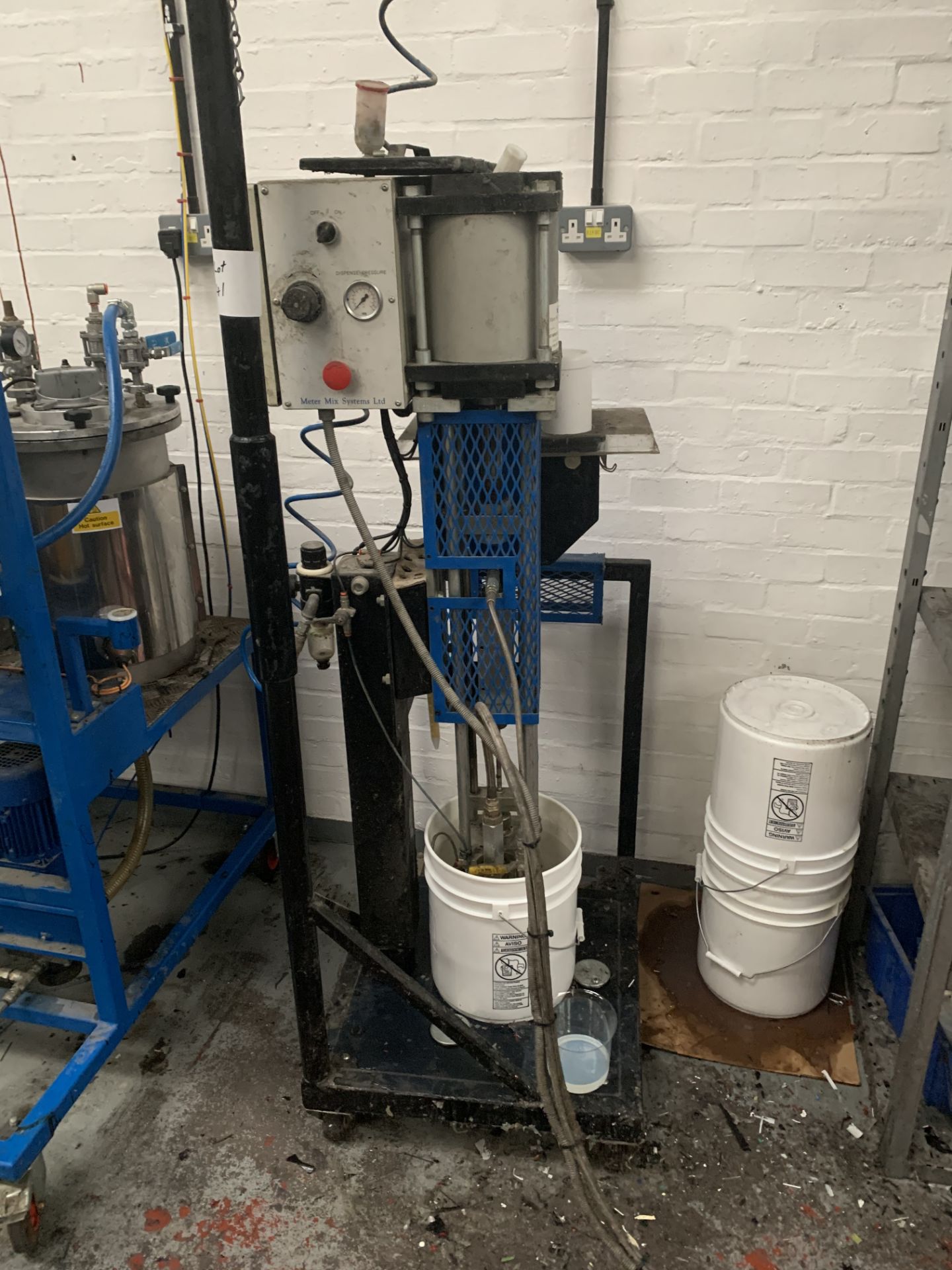 POLYURETHANE MIXER metermix and dispense system