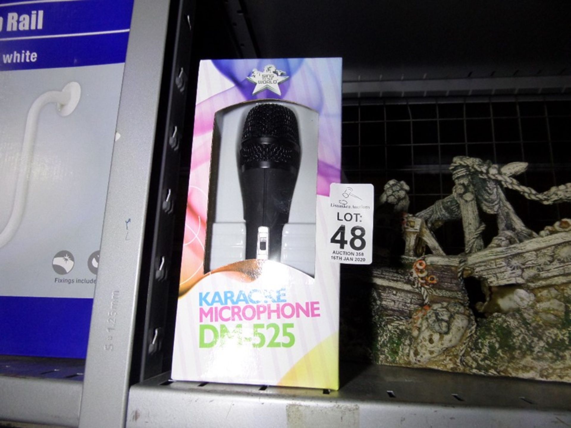 BOXED NEW KARAOKE MICROPHONE SHOP CLEARANCE