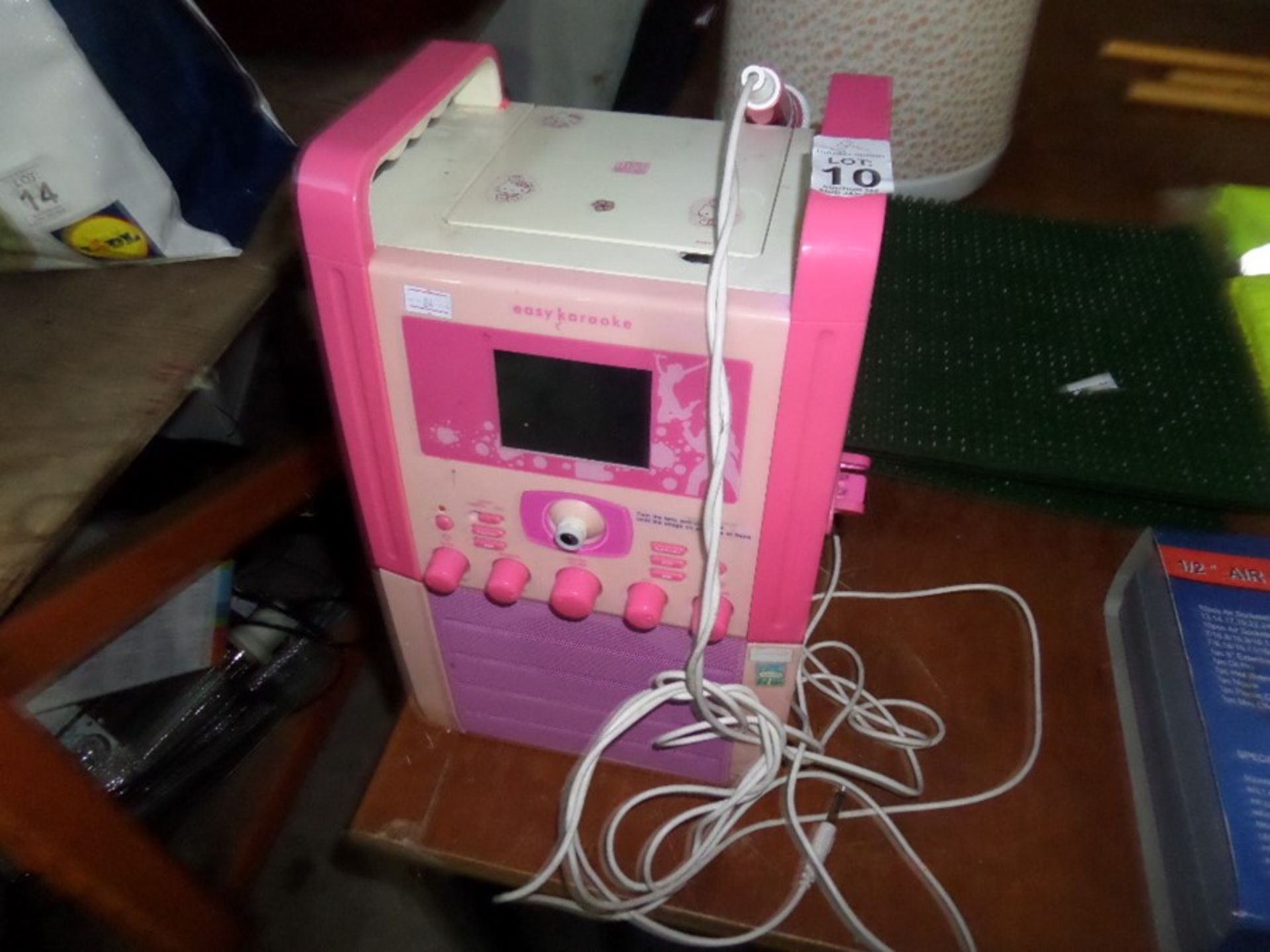 KIDS KARAOKE MACHINE