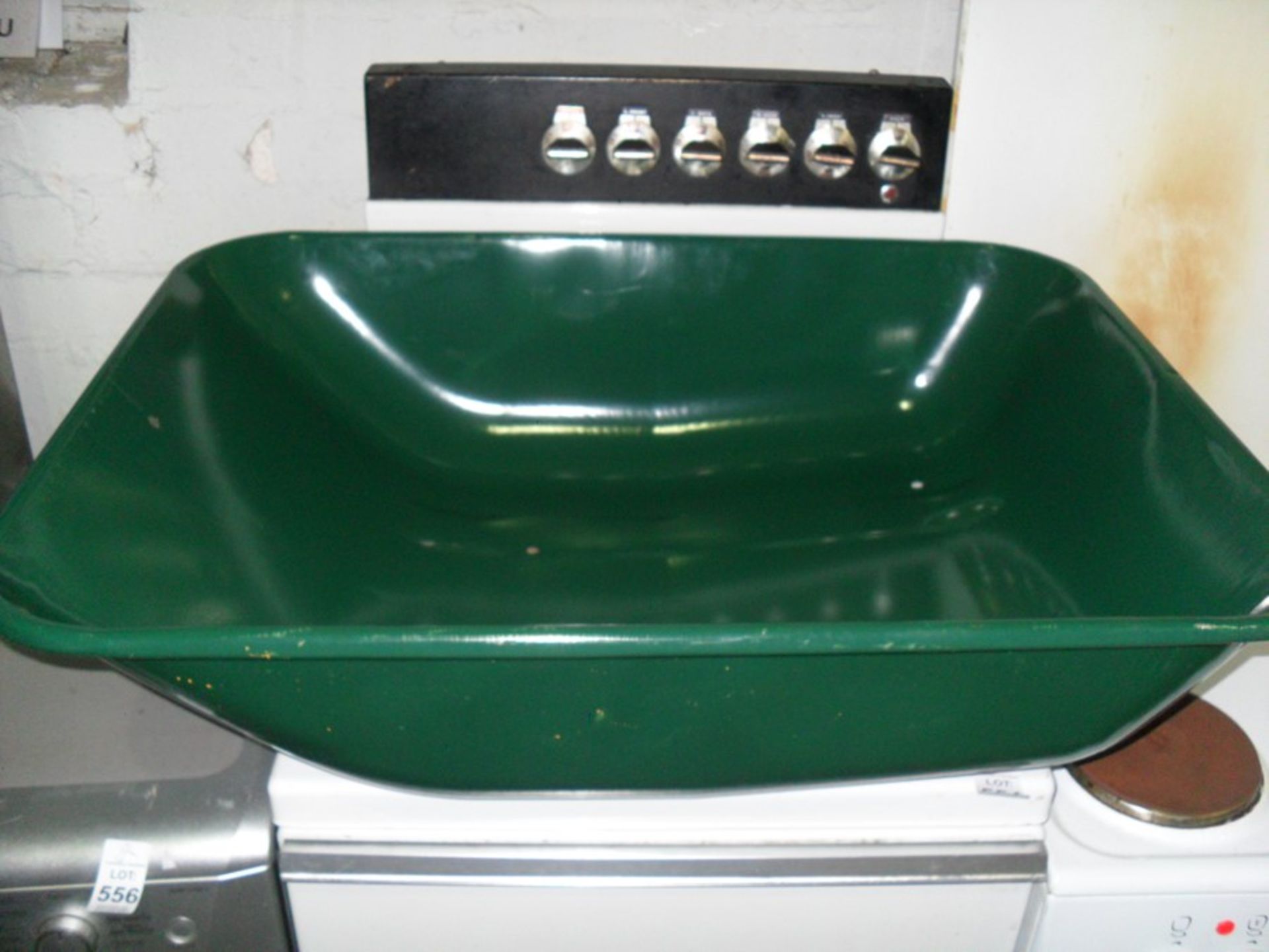 NEW WHEELBARROW TUB