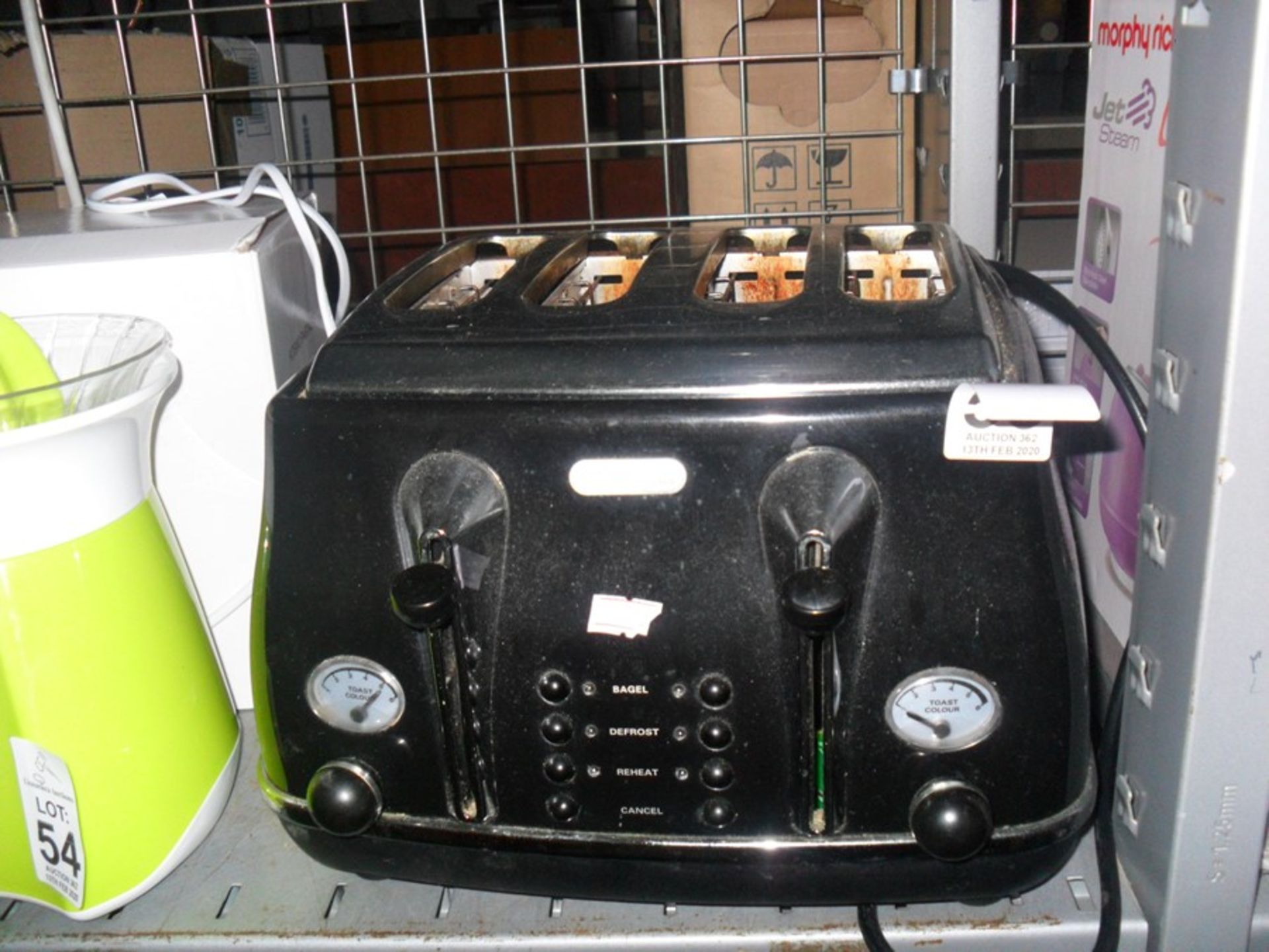 DELONGHI 4 SLICE TOASTER