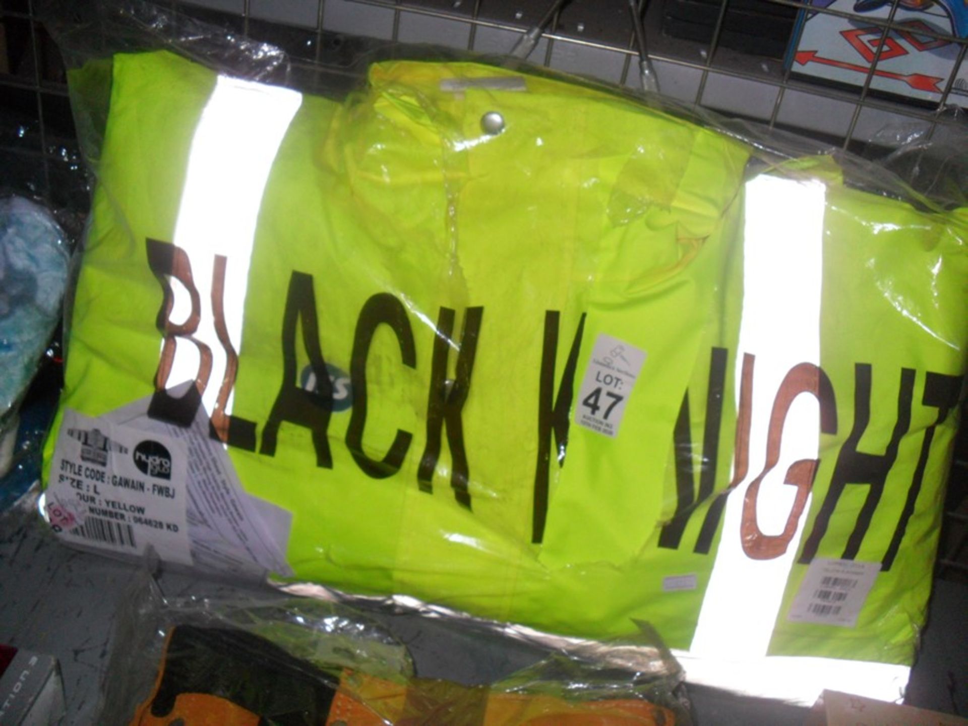 SIZE L NEW HIGH VIZ COAT