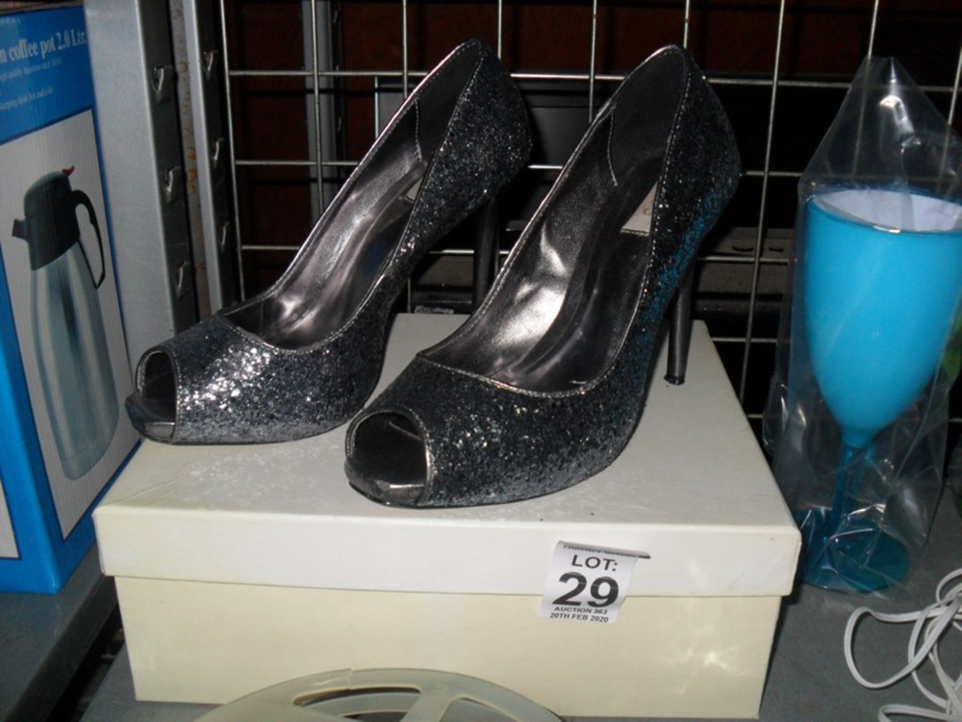 LADIES SIZE 5 ADONIS SHOES