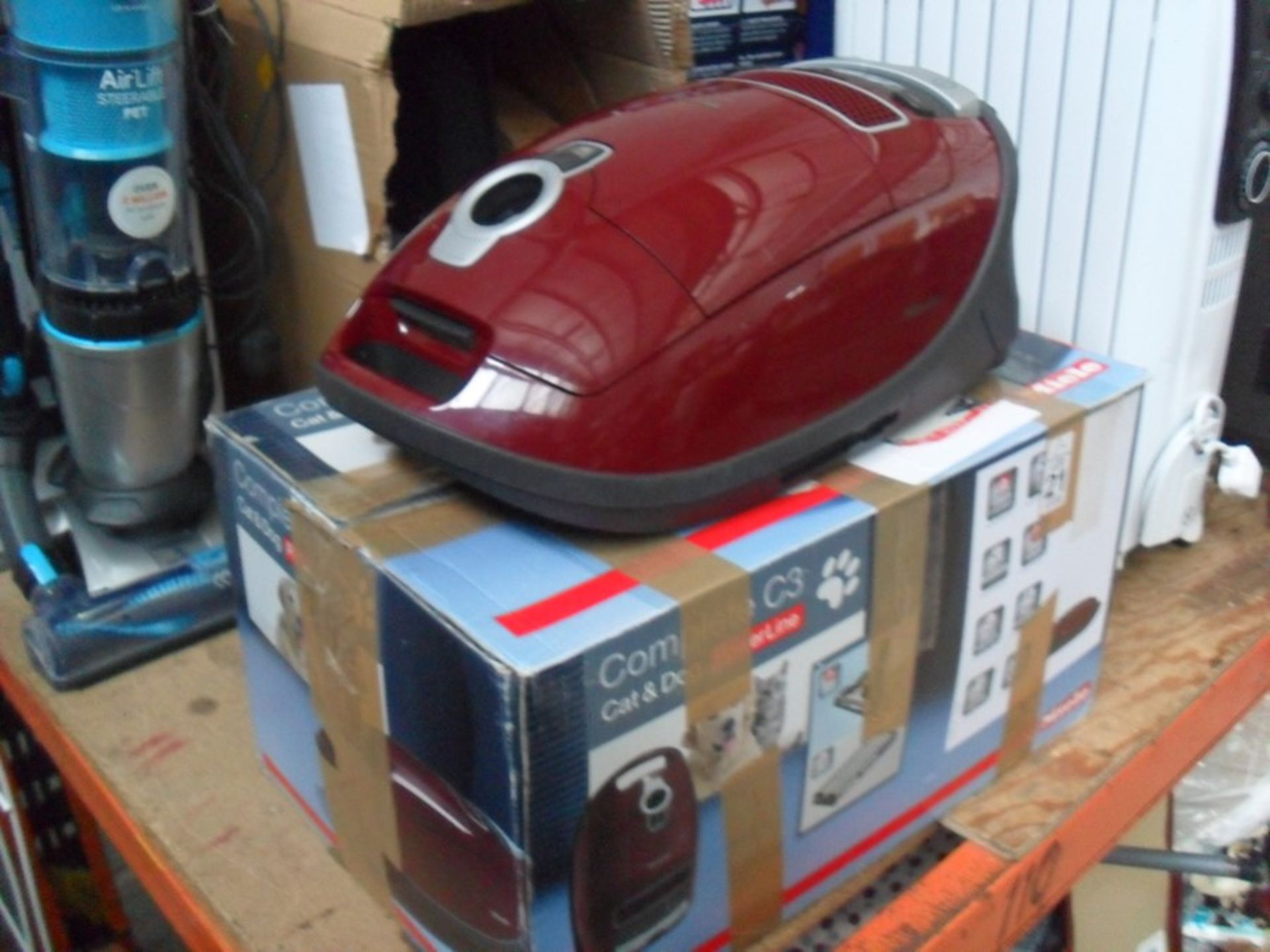 MIELE HOOVER (EX - SHOP DISPLAY)