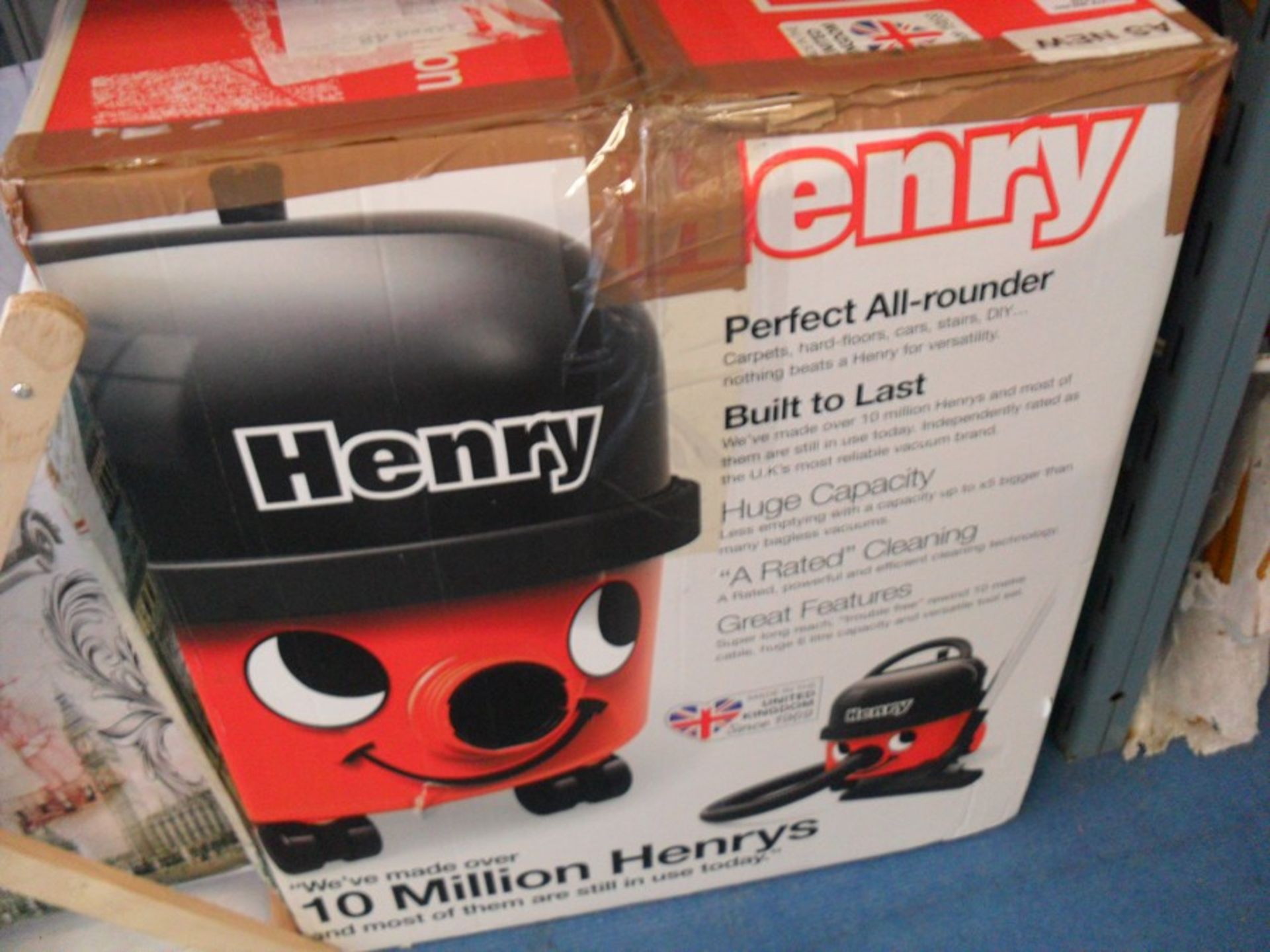 HENRY HOOVER (EX-DISPLAY MODEL) FULLY TESTED WORKING