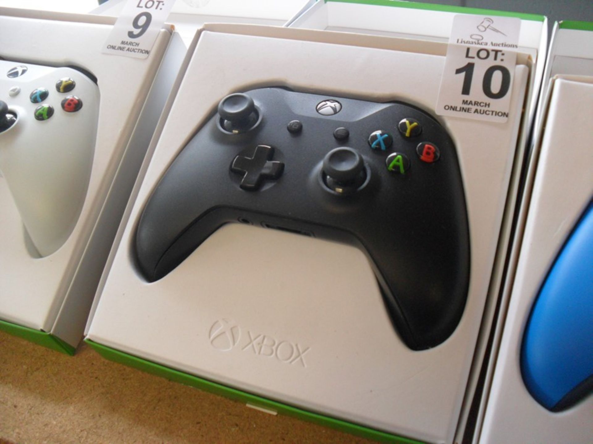 XBOX ONE CONTROLLER (BLACK)