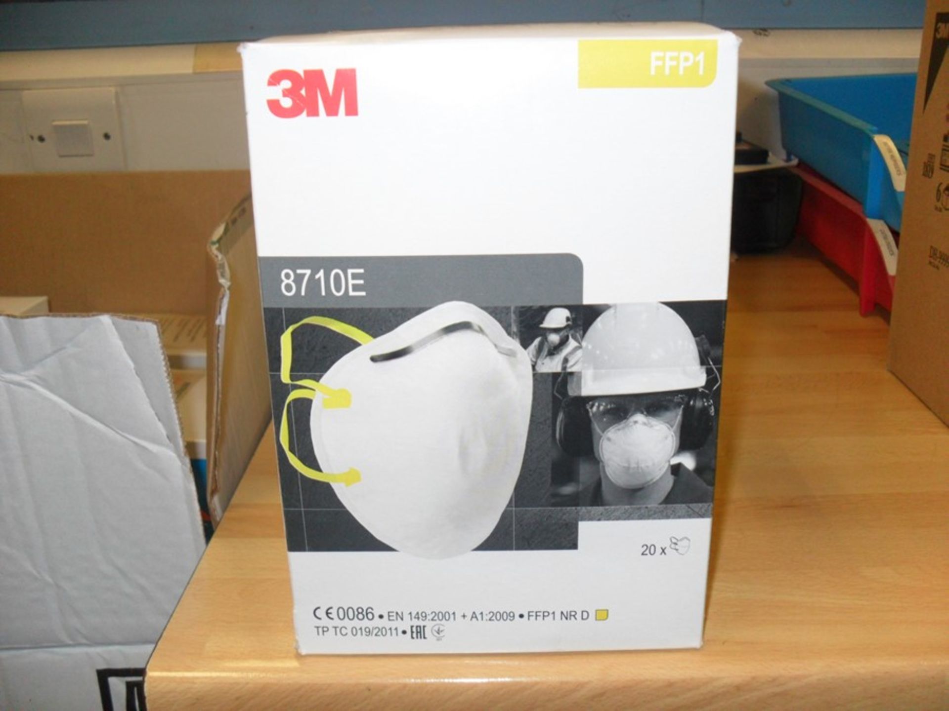 20 X 3M 8710E FFP1 FACE MASKS