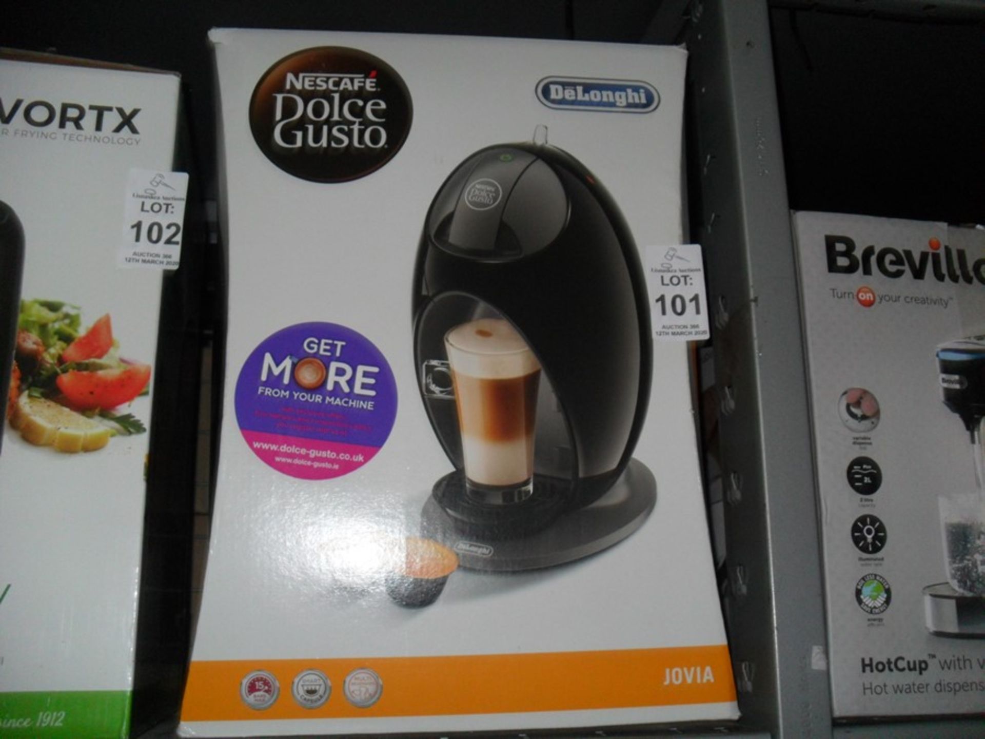 DOLCE GUSTO DELONGHI COFFEE MACHINE (SHOP CLEARANCE)