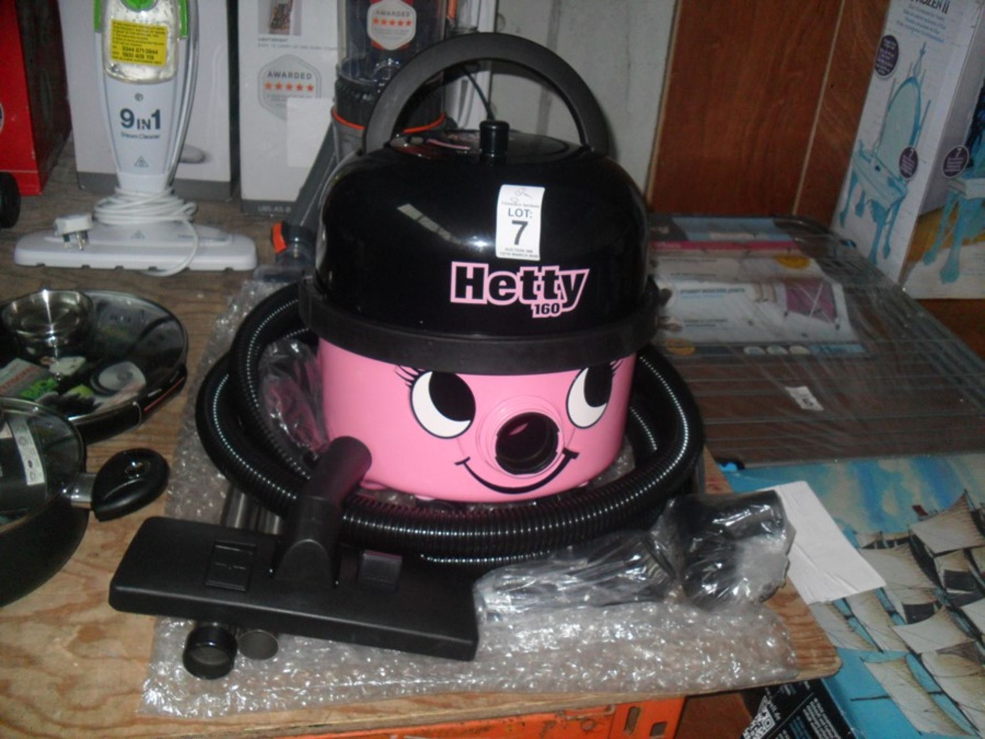 HETTY HOOVER (SHOP CLEARANCE)