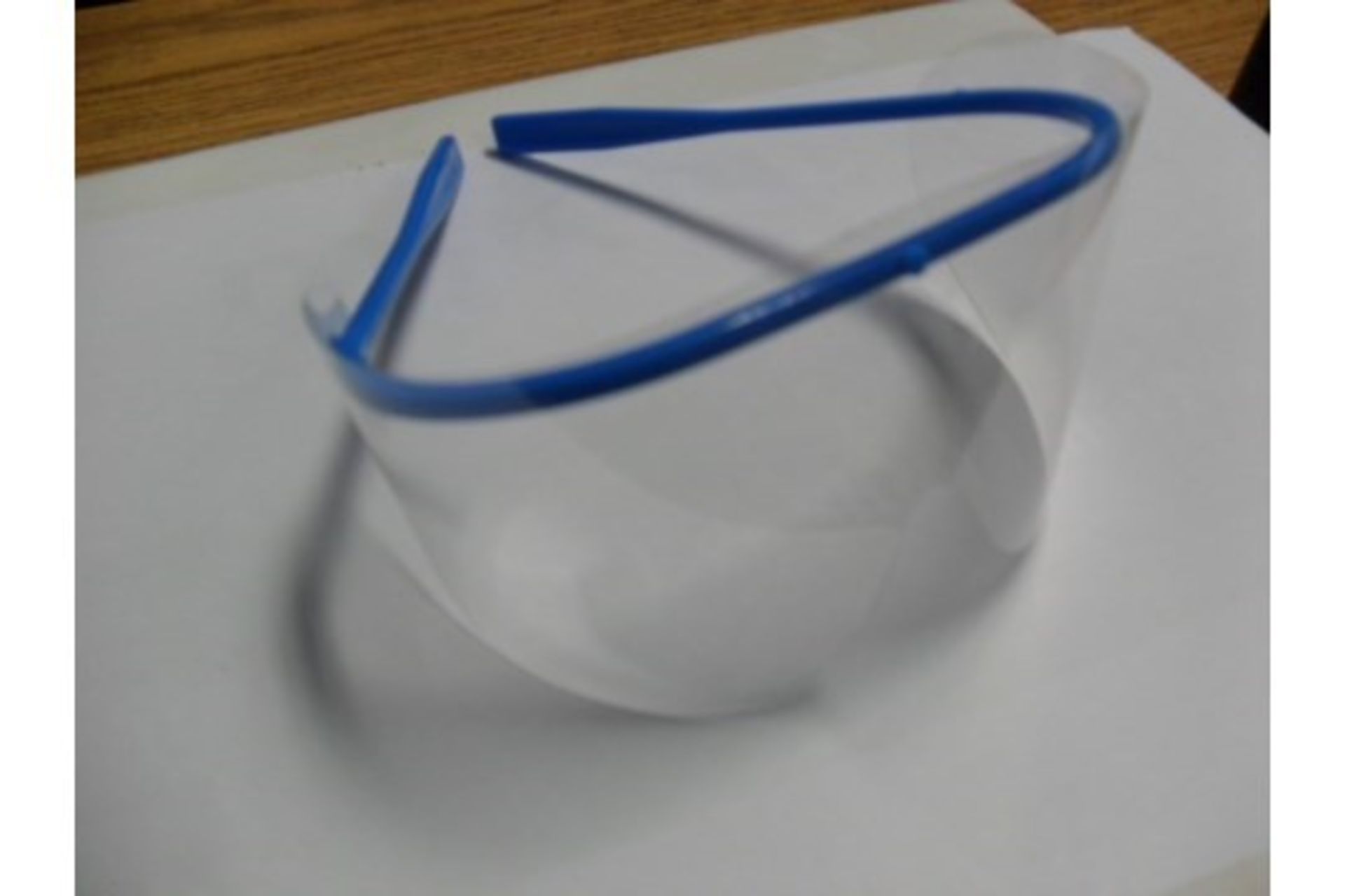BOX OF 50 X MCKINNON MEDICAL EYE SHIELD AND FRAME (PROTECTIVE DISPOSABLE GLASSES) - Image 3 of 3