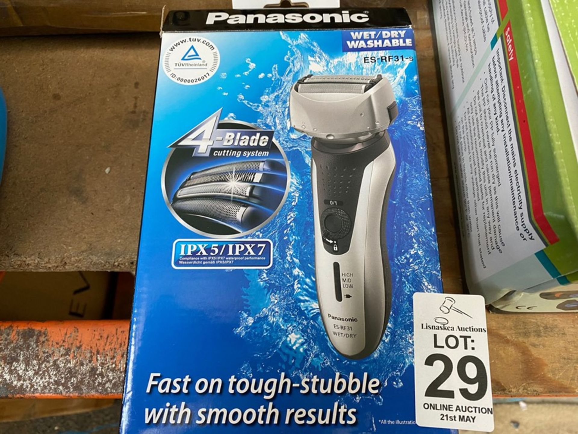 PANASONIC WET/DRY WASHABLE ELECTRIC RAZOR