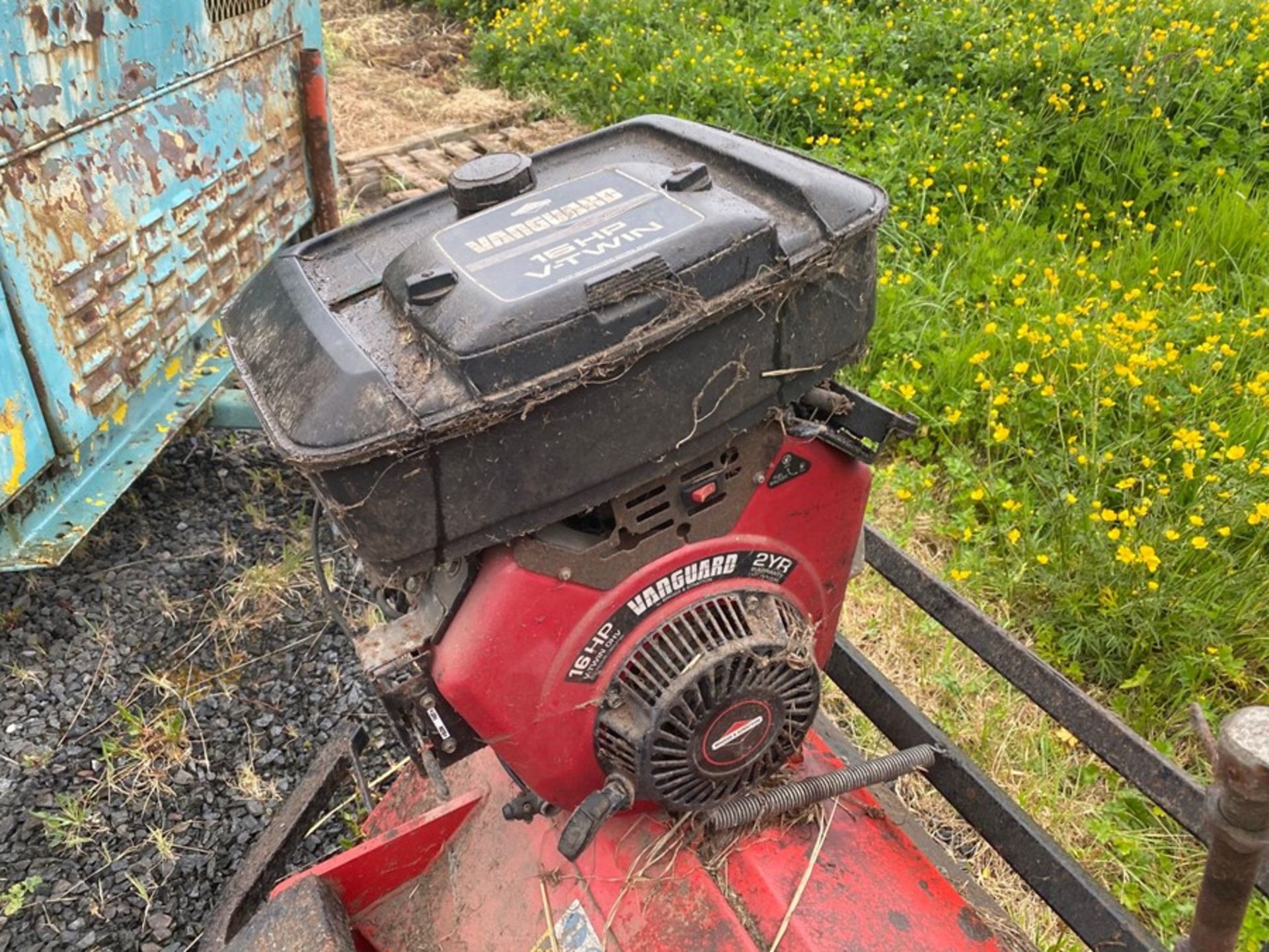 LOGIC MFG320 16HP BRIGGS & STRATTON FRAIL MOWER (WORKING) - Image 2 of 3