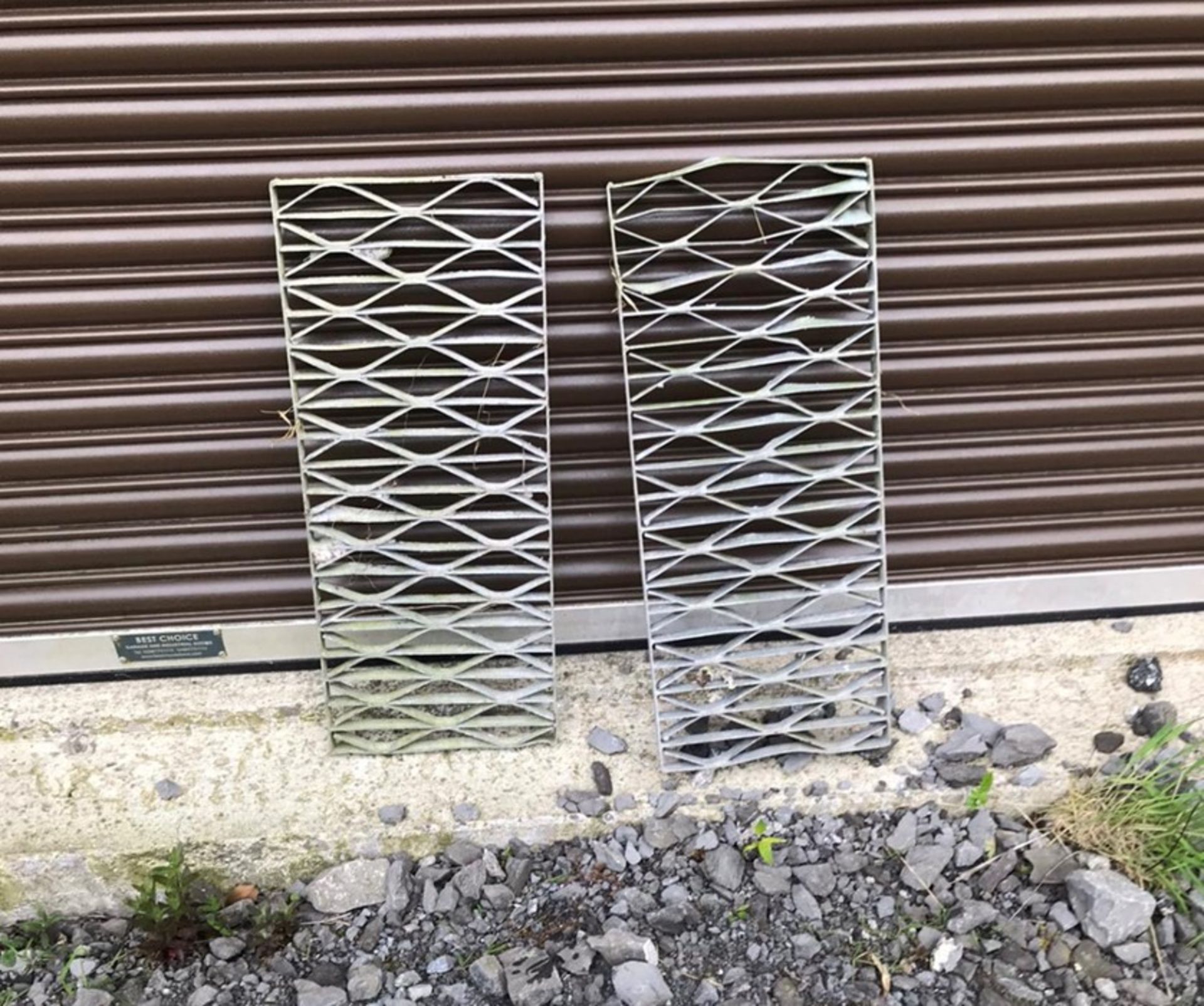 13 X GALVANISED FLOOR GRATES/RAMPS