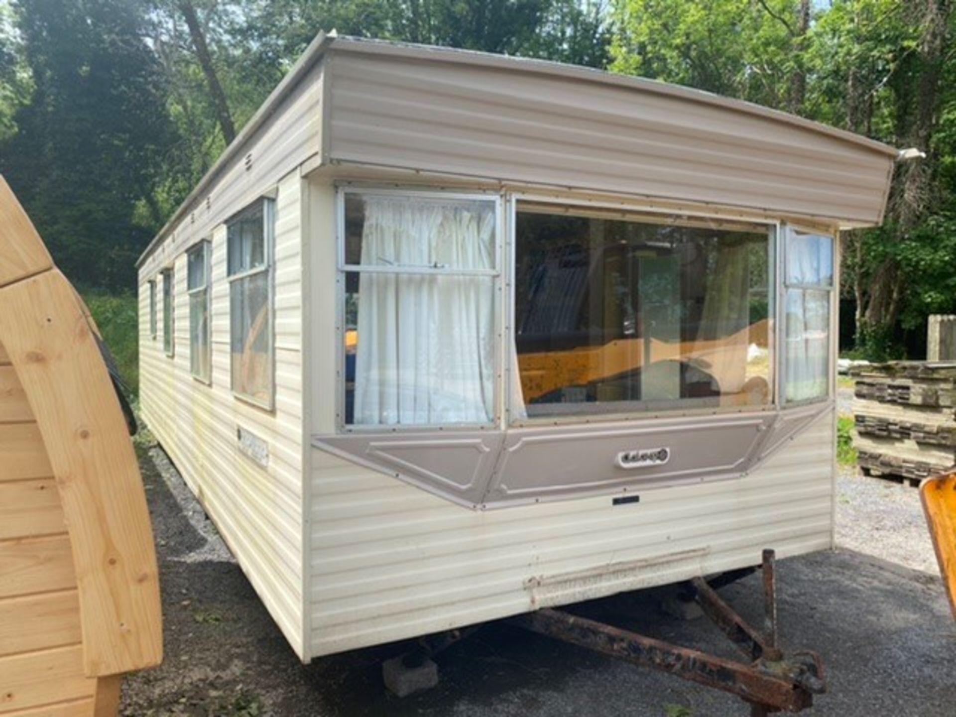 30x 10 GALAXY 2 BEDROOM STATIC CARAVAN WITH NEW GAS FIRED CENTRAL HEATING