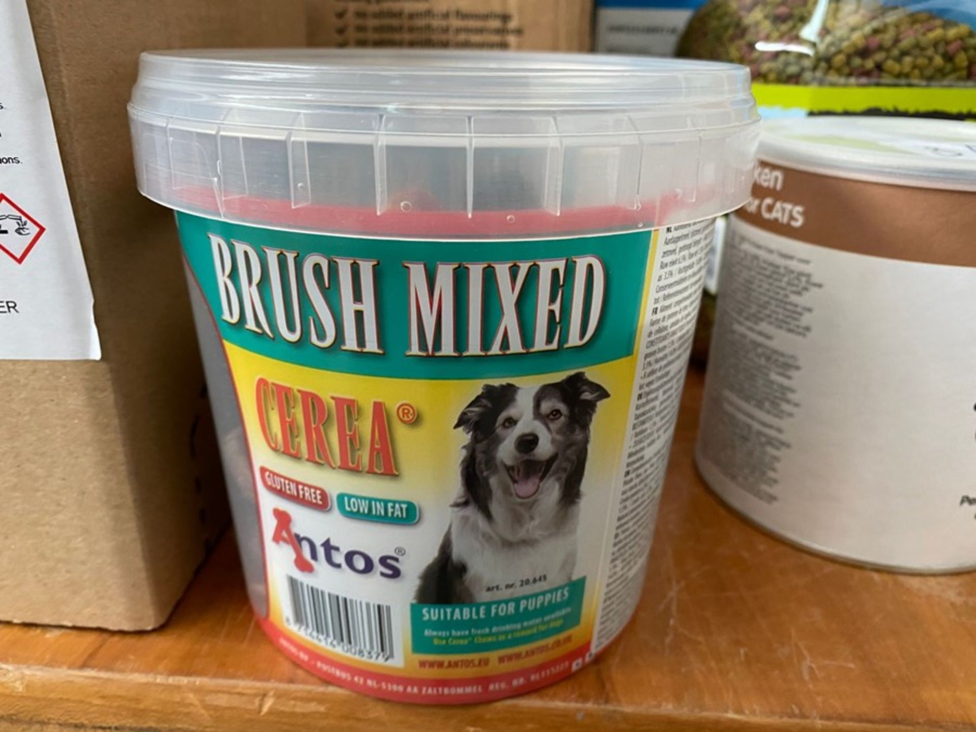 TUB OF ANTOS CEREA BRUSH MIXED DENTAL TREATS