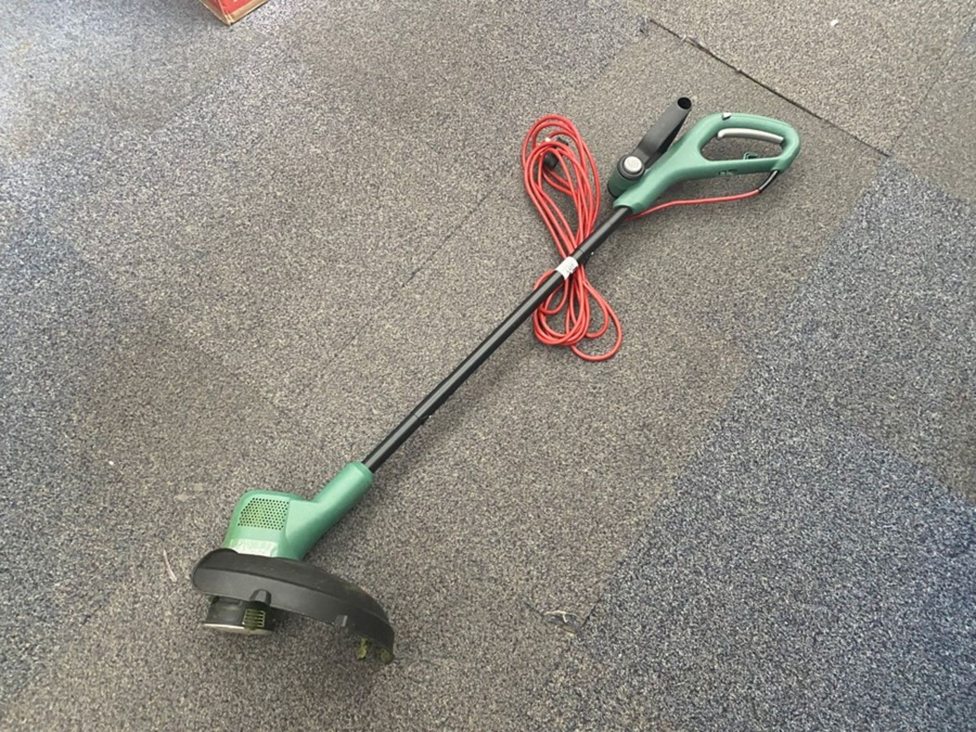 BOSCH ELECTRIC STRIMMER (WORKING)