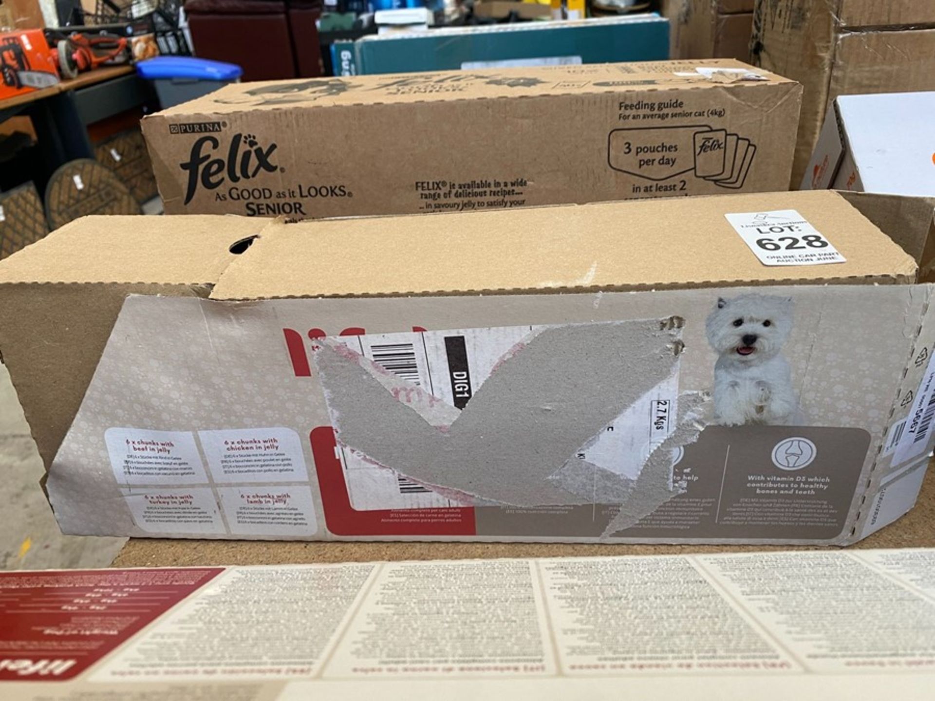 ASSORTED BOX OF LIFELONG COMPLETE ADULT DOG FOOD