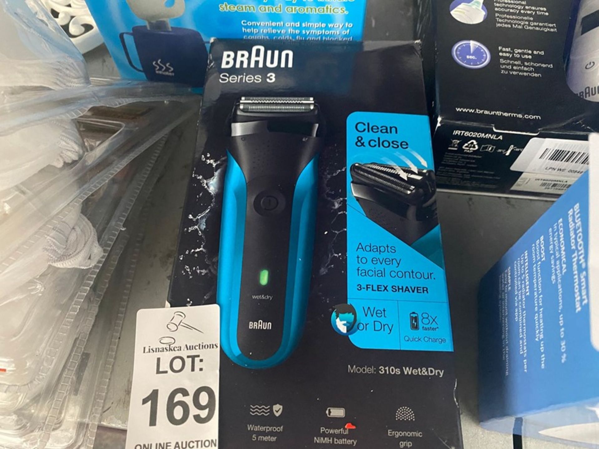 BRAUN SERIES 3 WET OR DRY SHAVER (WORKING)