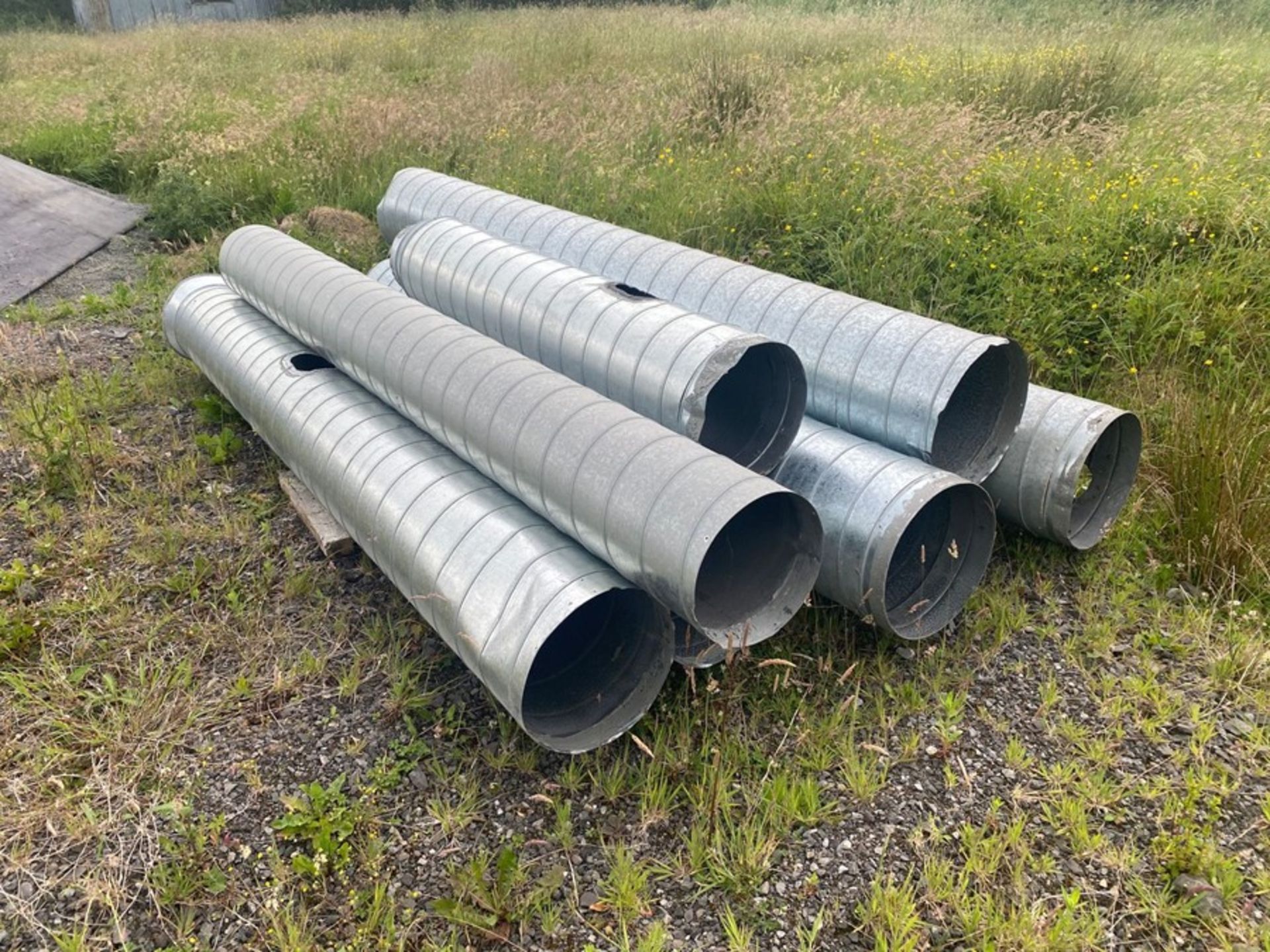 7X LARGE AIR DUCT PIPES (NO VAT ON HAMMER PRICE)