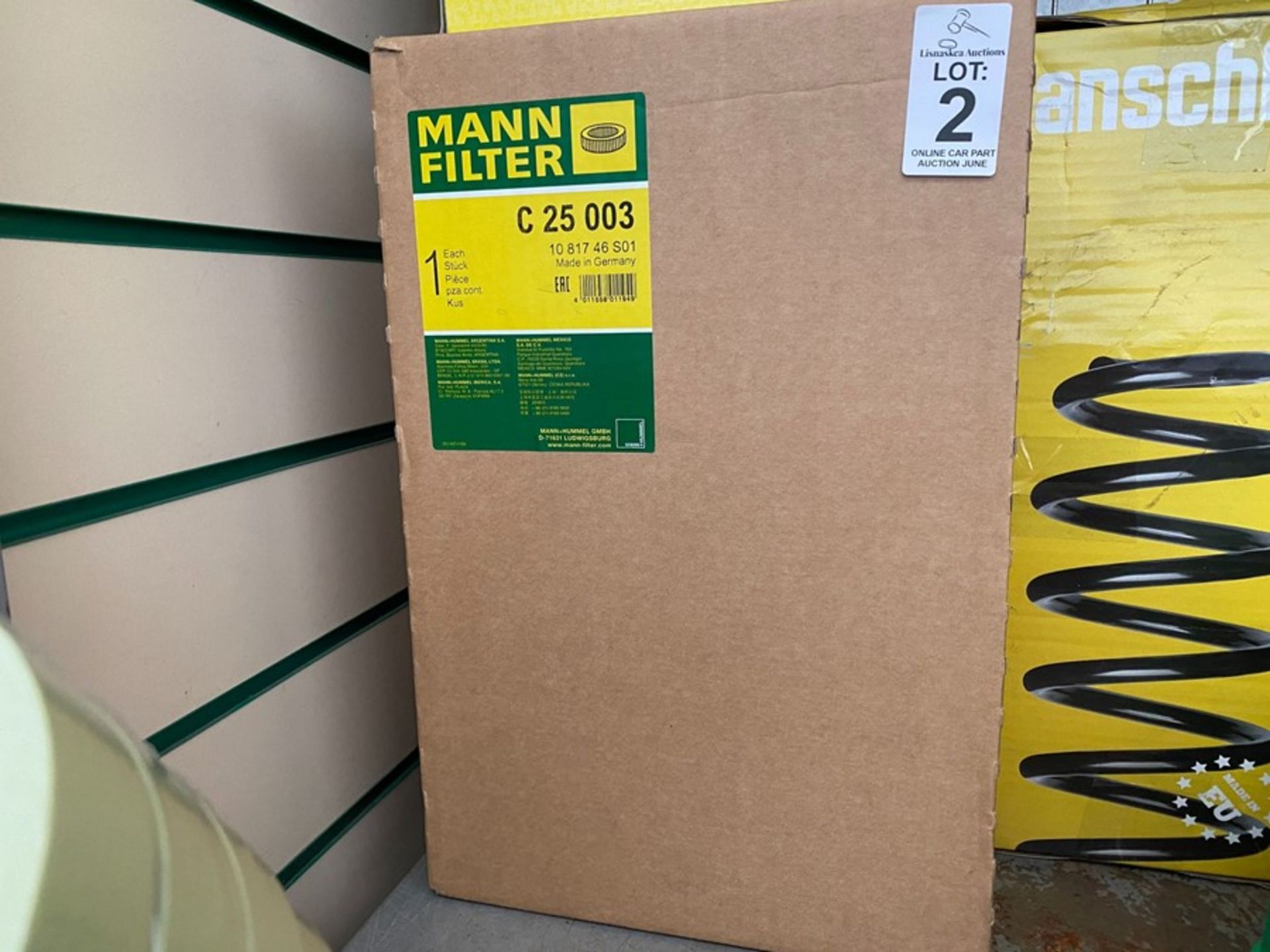 MANN FILTER C25003 CAR AIR FILTER (NEW)