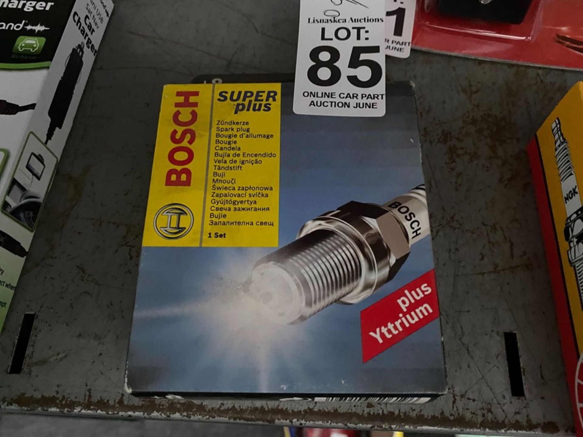 BOSCH SUPER PLUS SPARK PLUGS (4 PACK - 1 SET) (NEW)