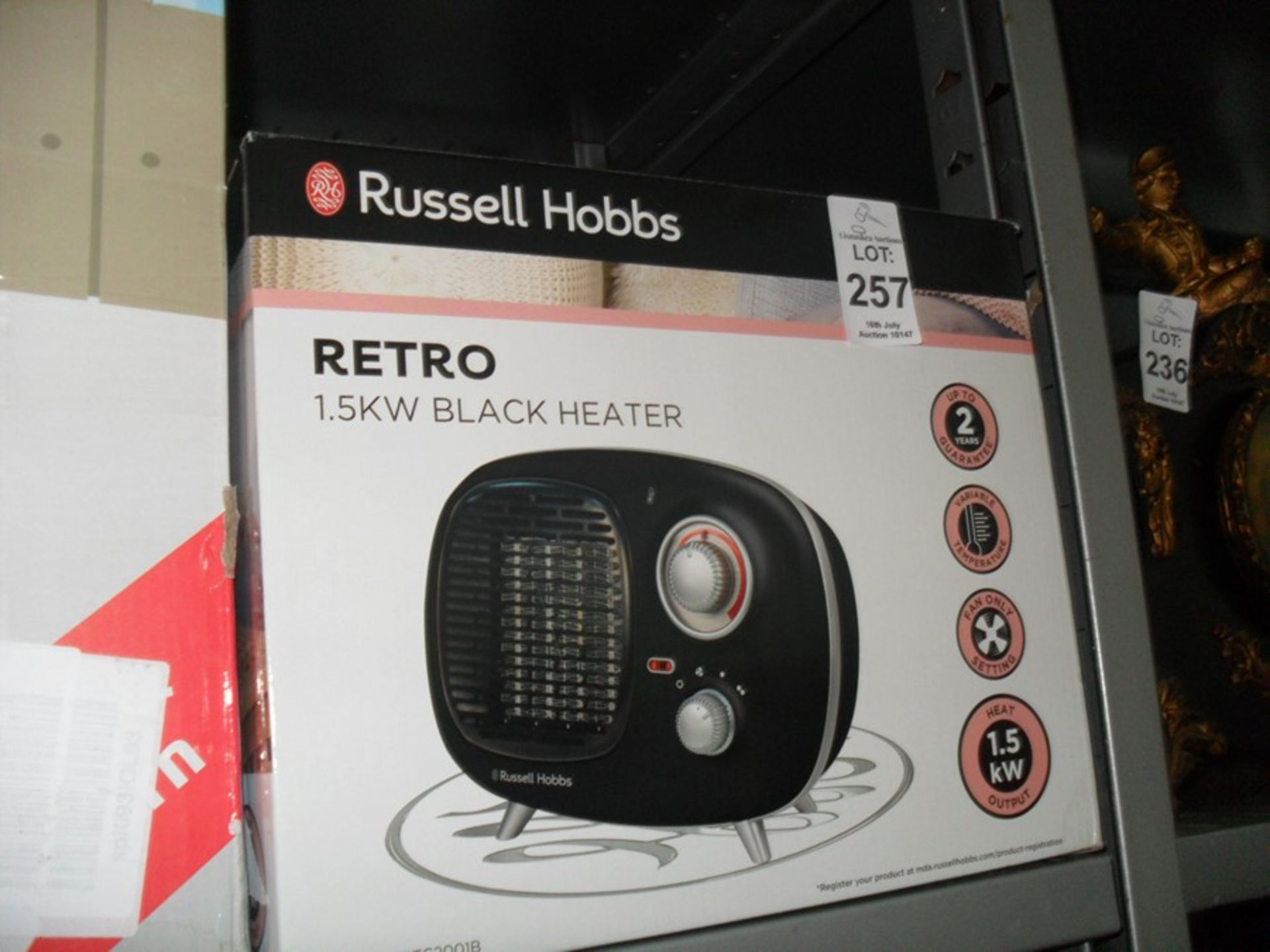 RUSSELL HOBBS RETRO BLACK HEATER (WORKING)