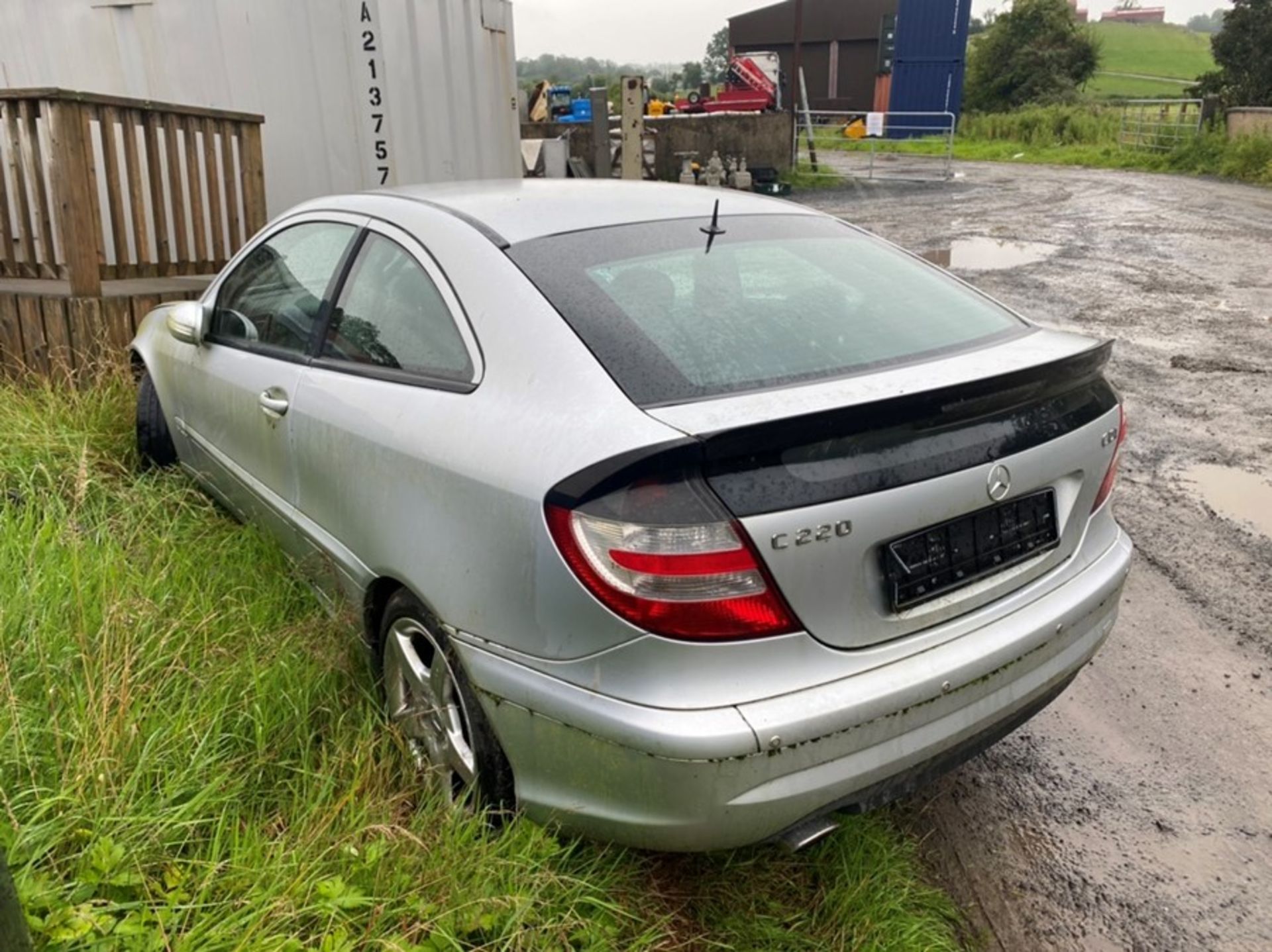 MERCEDES C220 CDI COUPE (SAS - NO KEYS) - Image 2 of 6