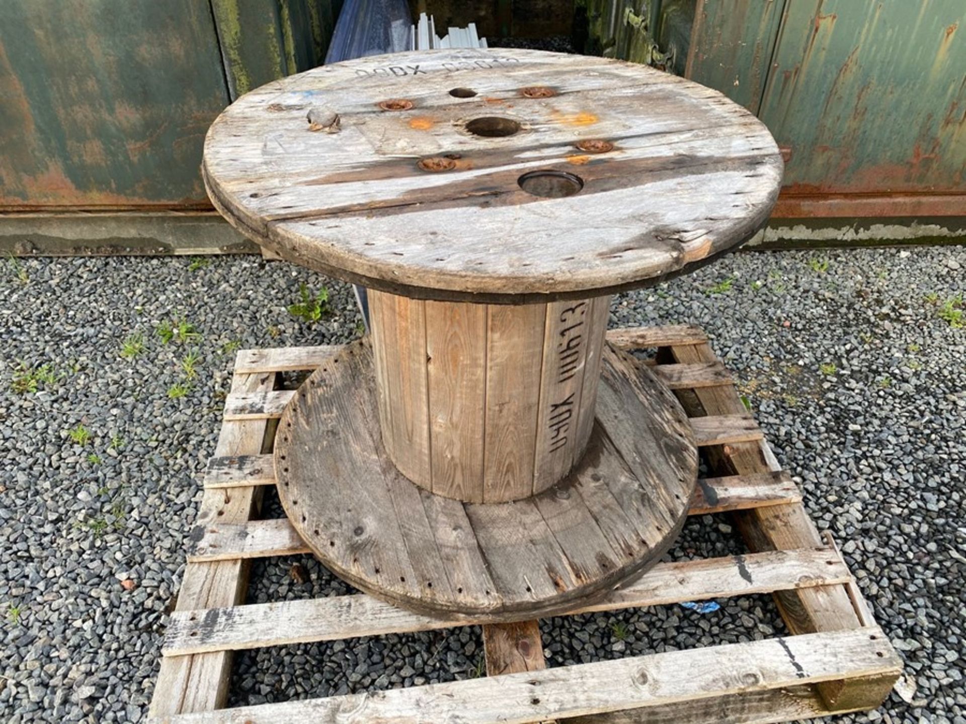 LARGE WOODEN REEL