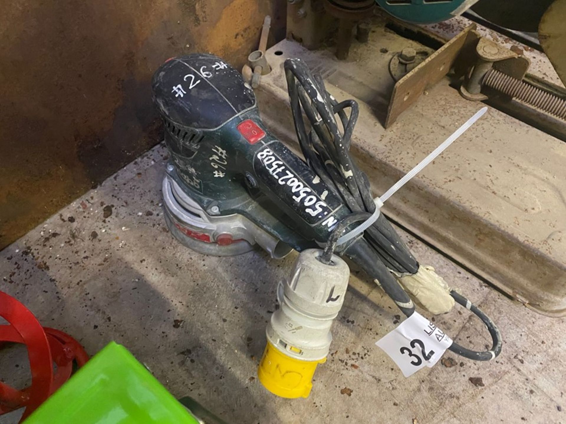 METABO 110V SANDER (PLUS VAT ON ITEM) (TESTED WORKING)