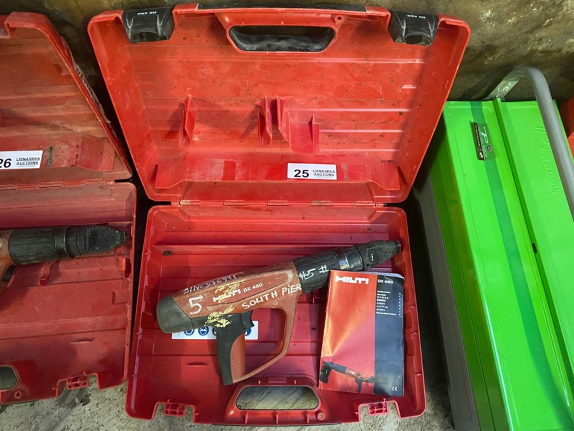 HILTI DX460 POWDER-ACTUATED TOOL (PLUS VAT ON ITEM) (WORKING)