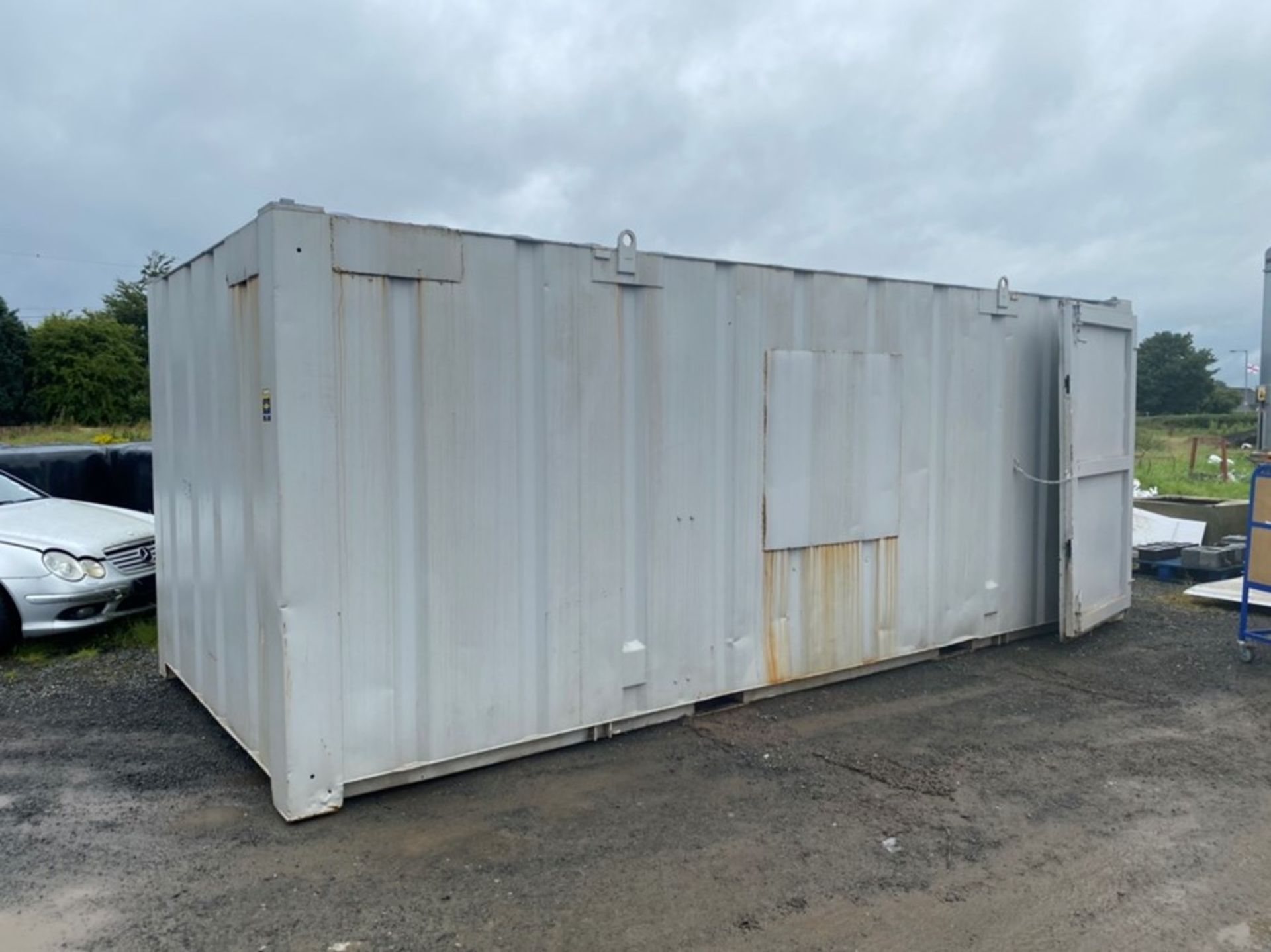 21FT X 9FT CONTAINER (SHELVED INSIDE)