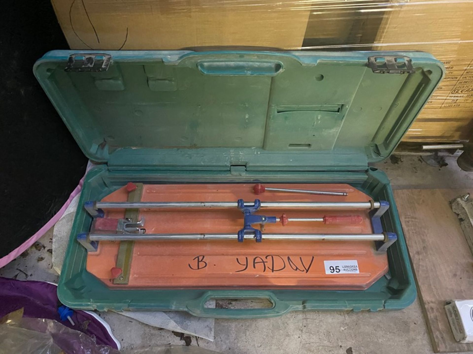 CORTADORES TILE CUTTER MT6E (PLUS VAT ON ITEM)