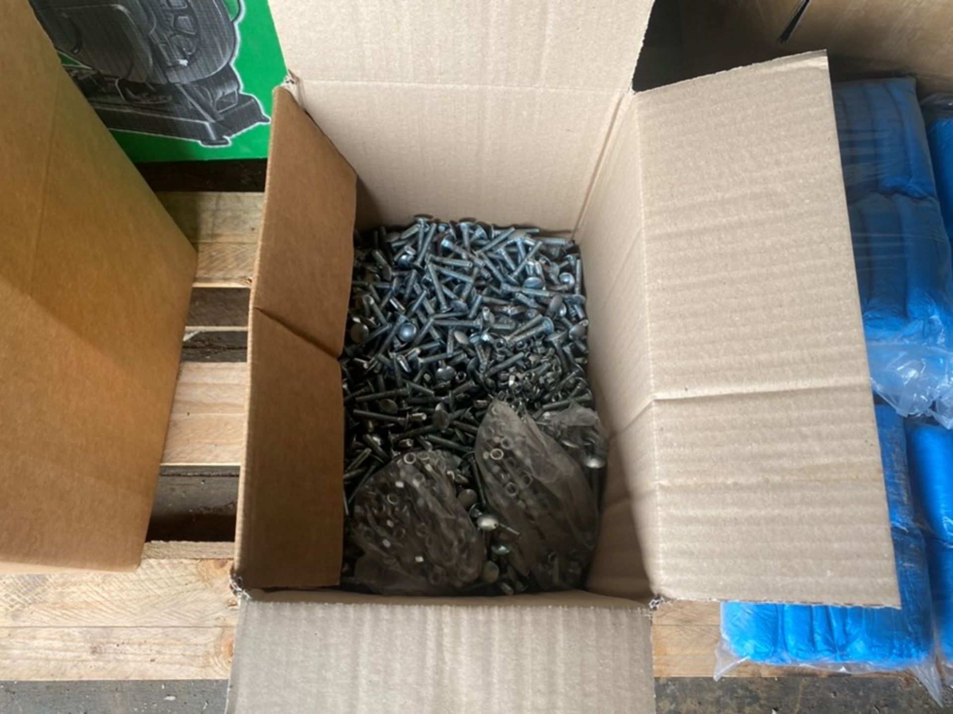 BOX OF BOLTS (NO VAT ON THIS ITEM)