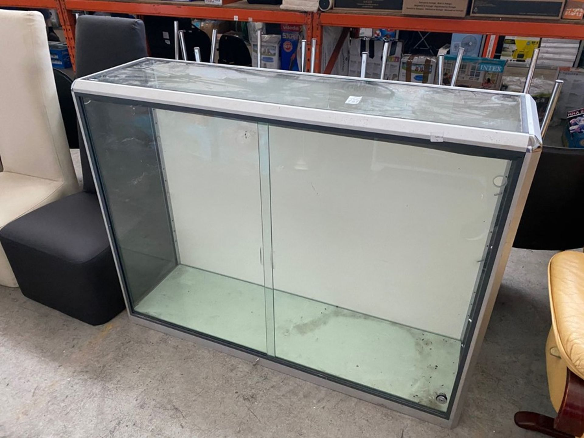 GLASS DISPLAY CABINET - Image 2 of 3