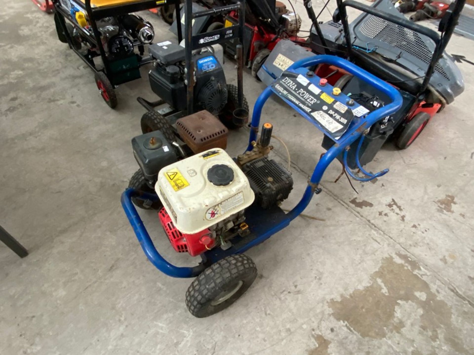 PRESSURE WASHER FOR PARTS