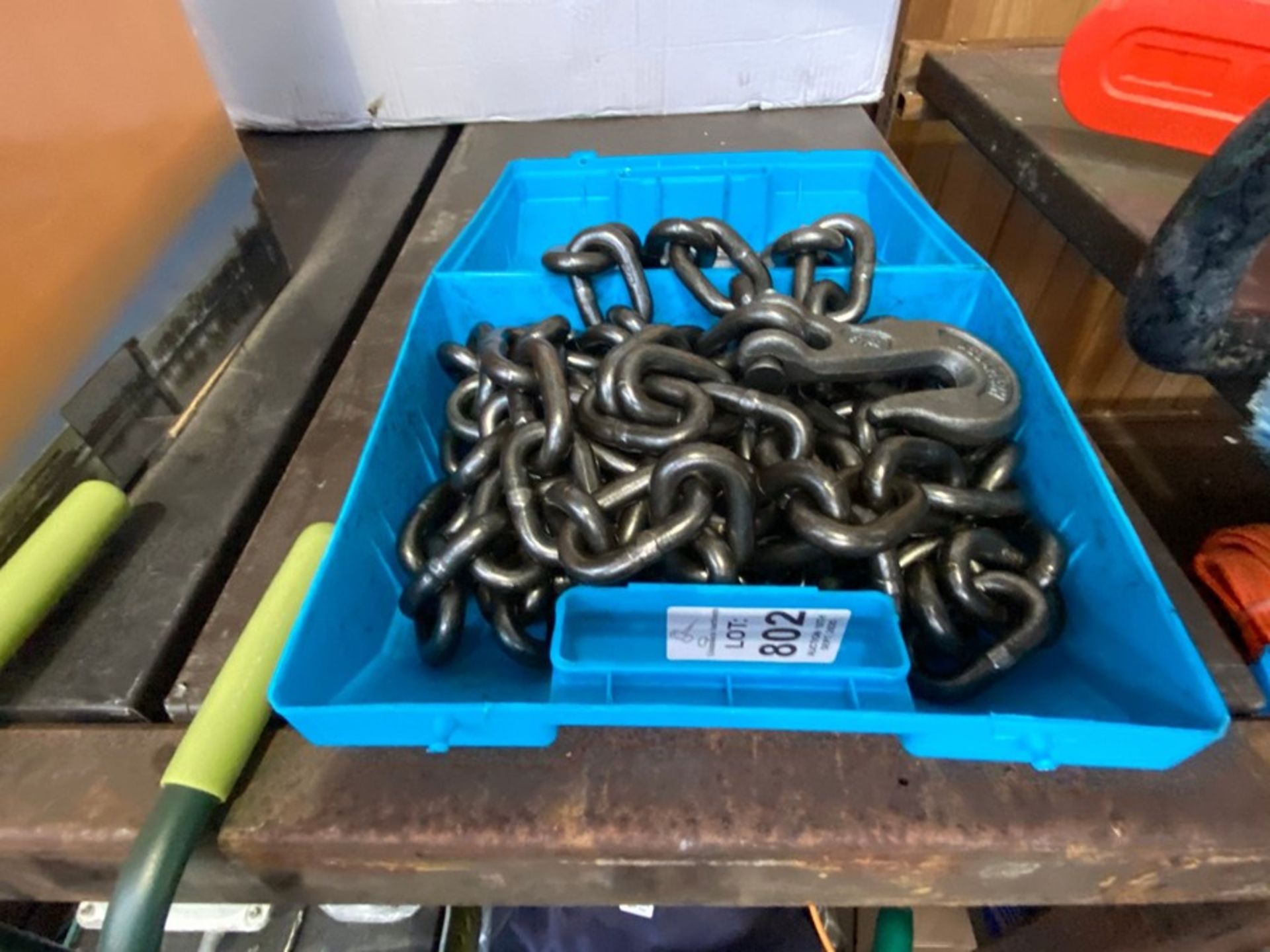 NEW LIFTING CHAIN IN BOX - Image 3 of 3