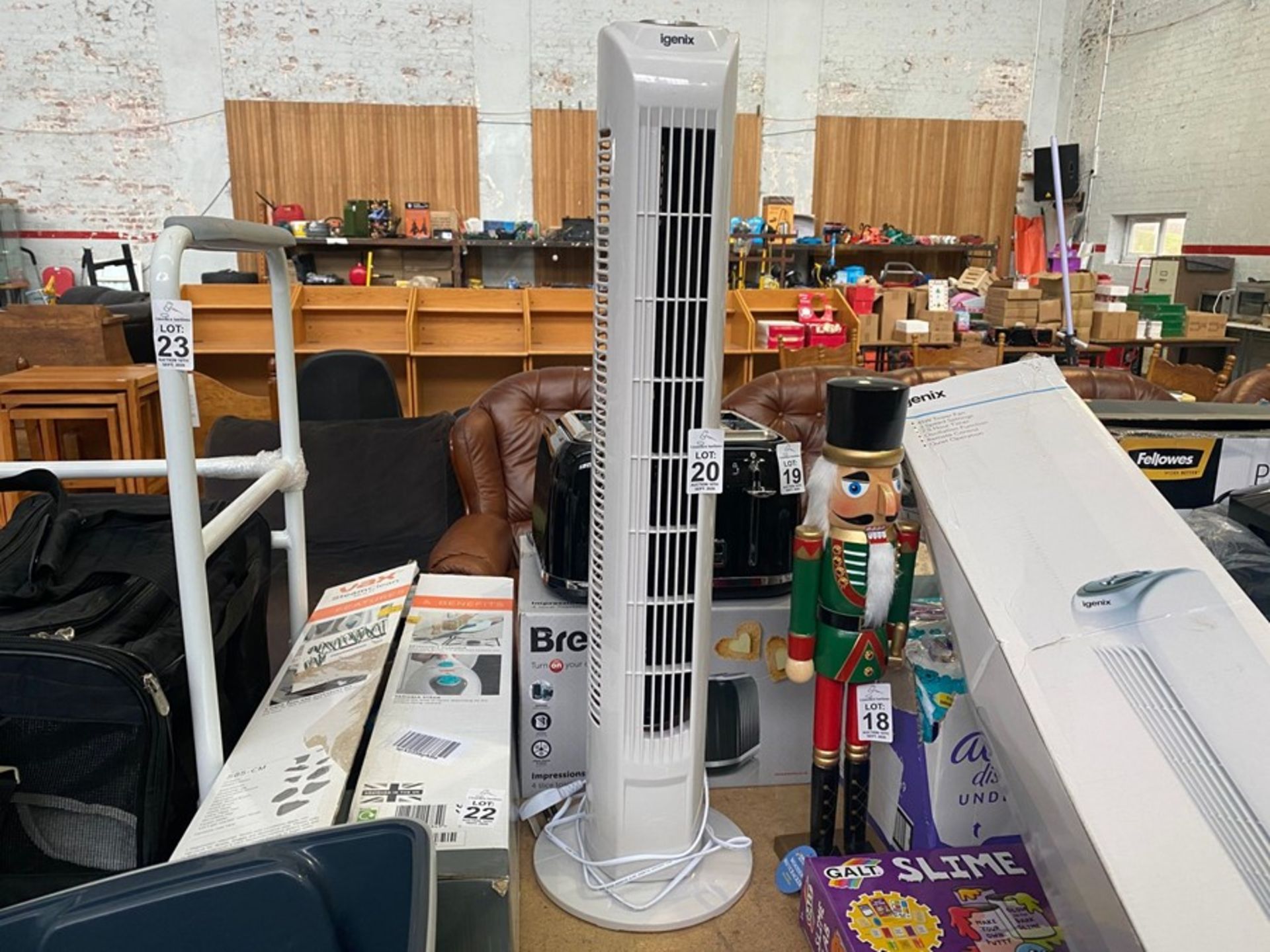 IGENIX 45W TOWER FAN (WORKING)