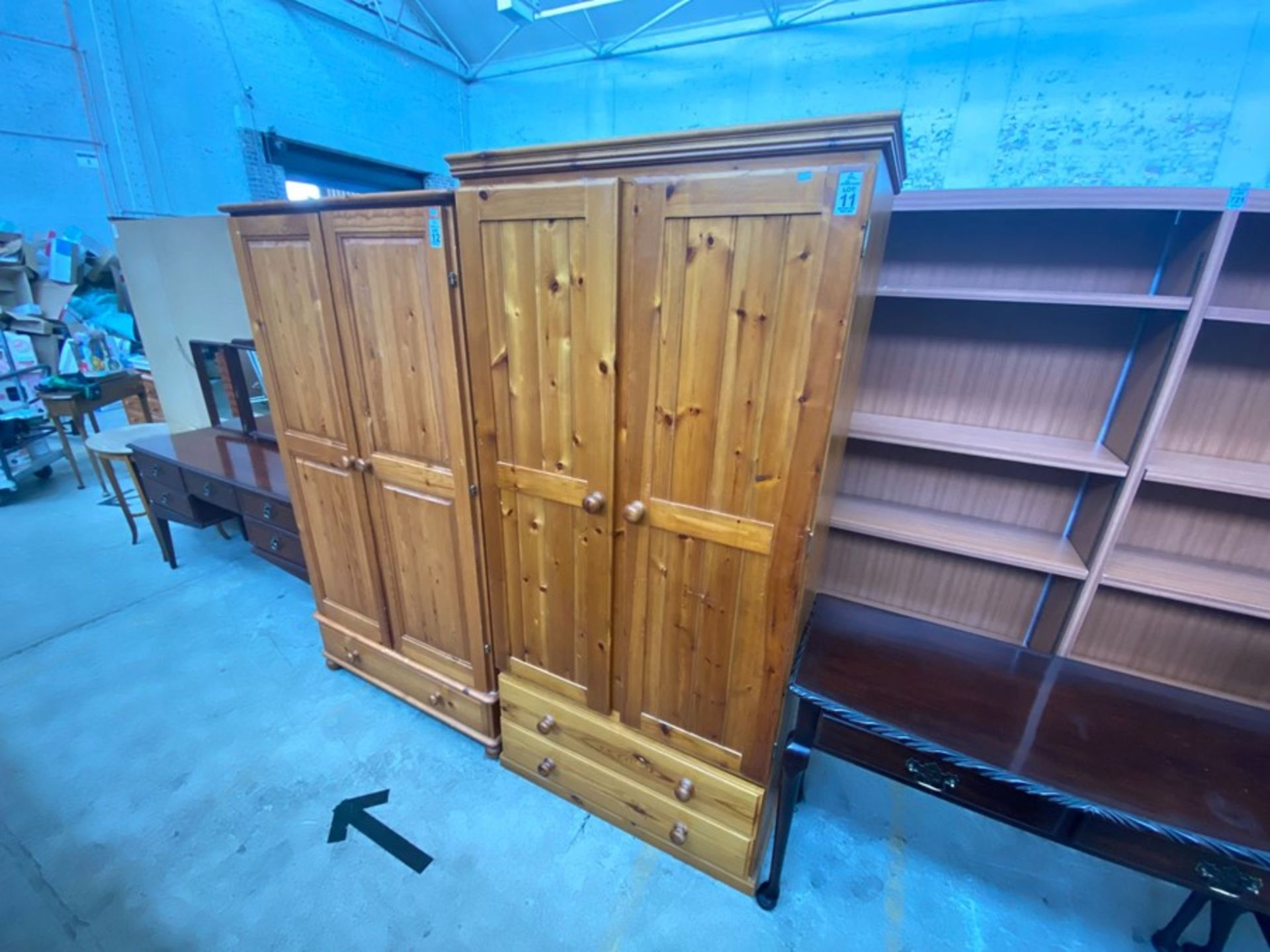 PINE 2 DOOR 2 DRAWER WARDROBE