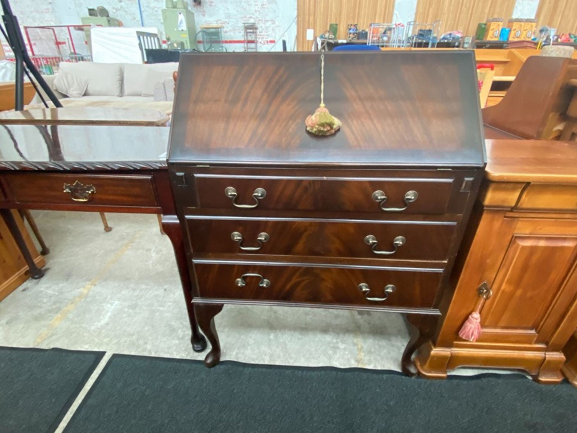 MAHOGANY WRITING BUREAU (WITH KEY) - Image 2 of 2