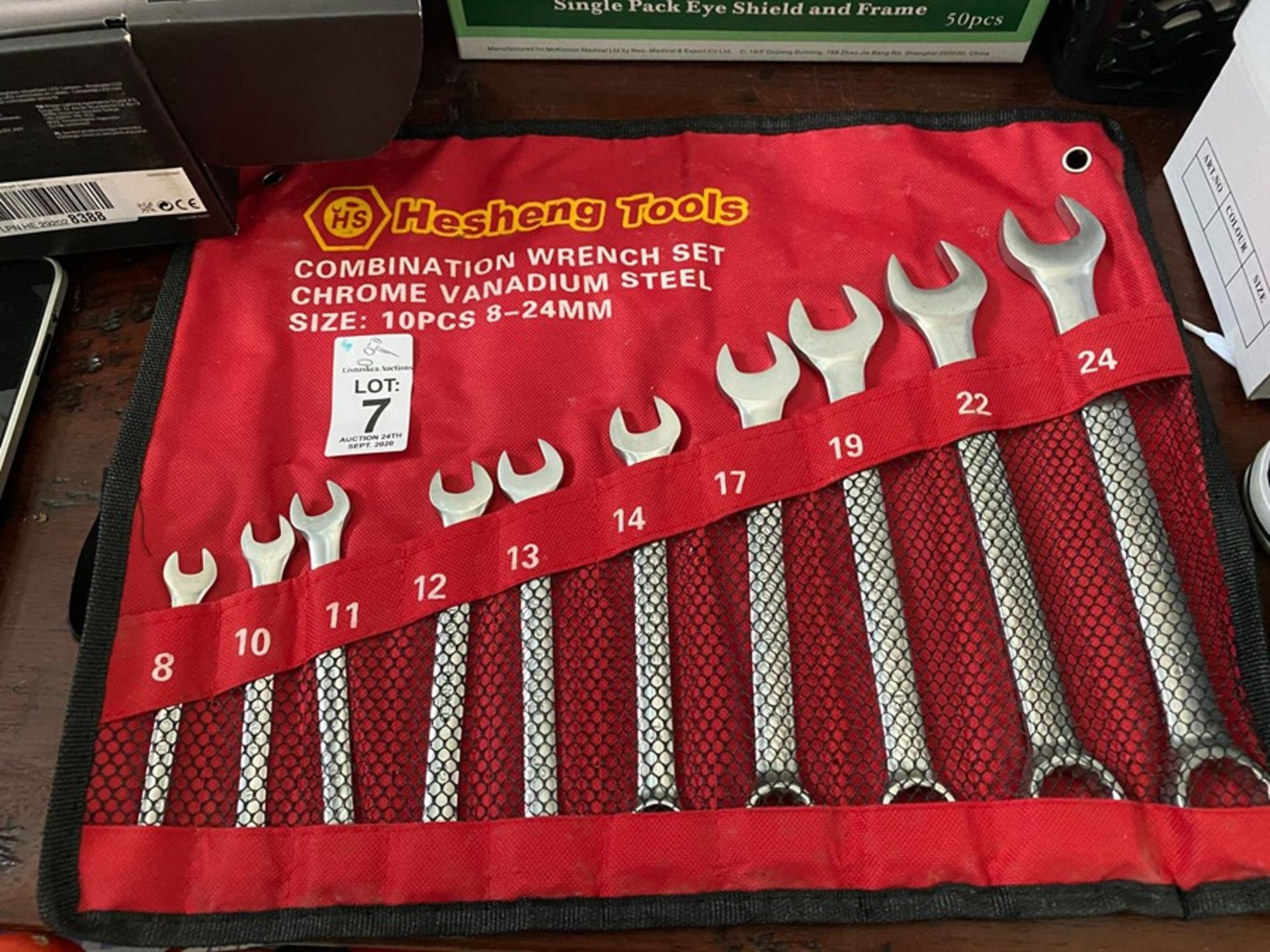 10 PIECE ROLL OF COMBINATION WRENCHES