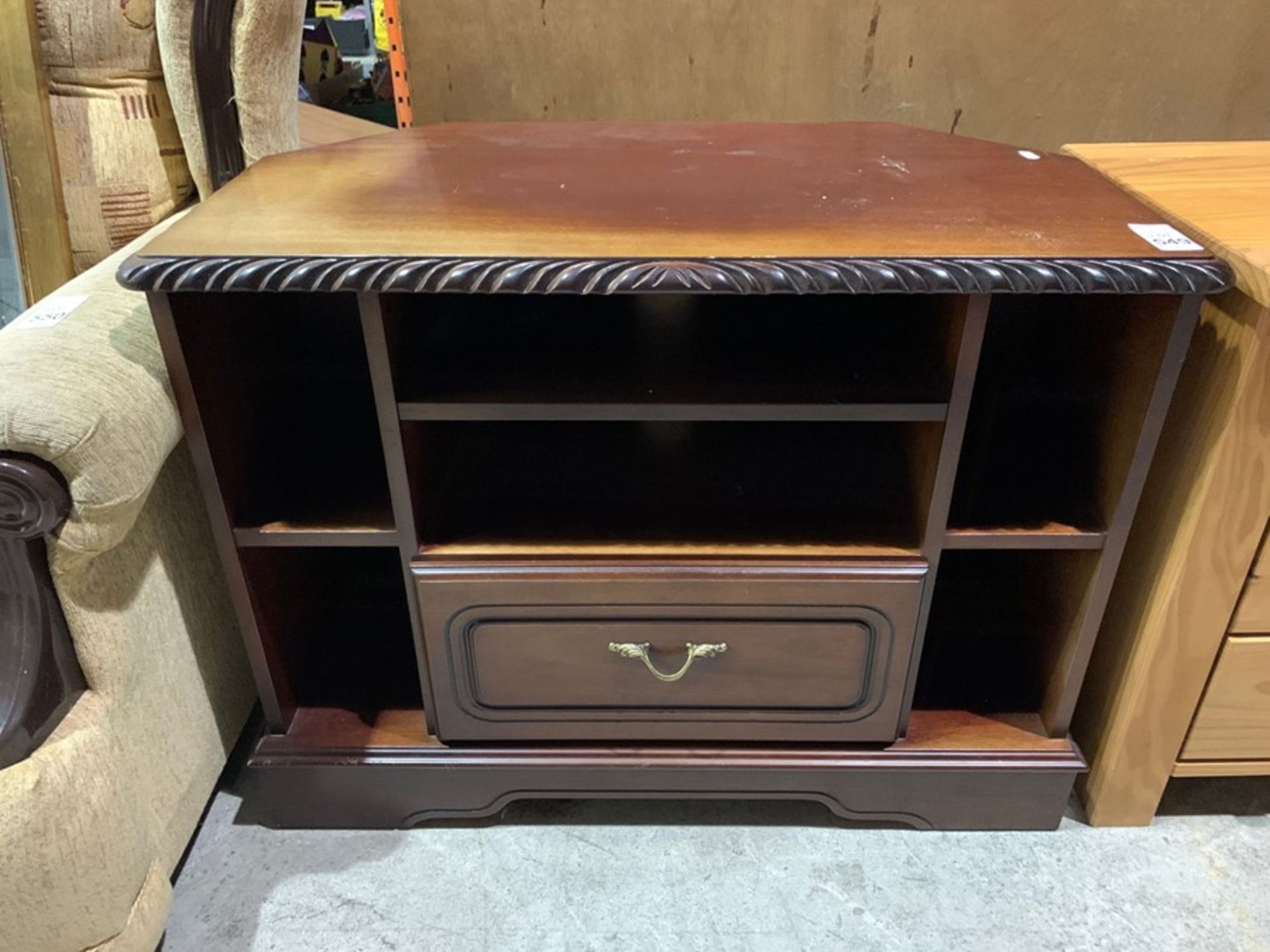 MAHOGANY TV CABINET