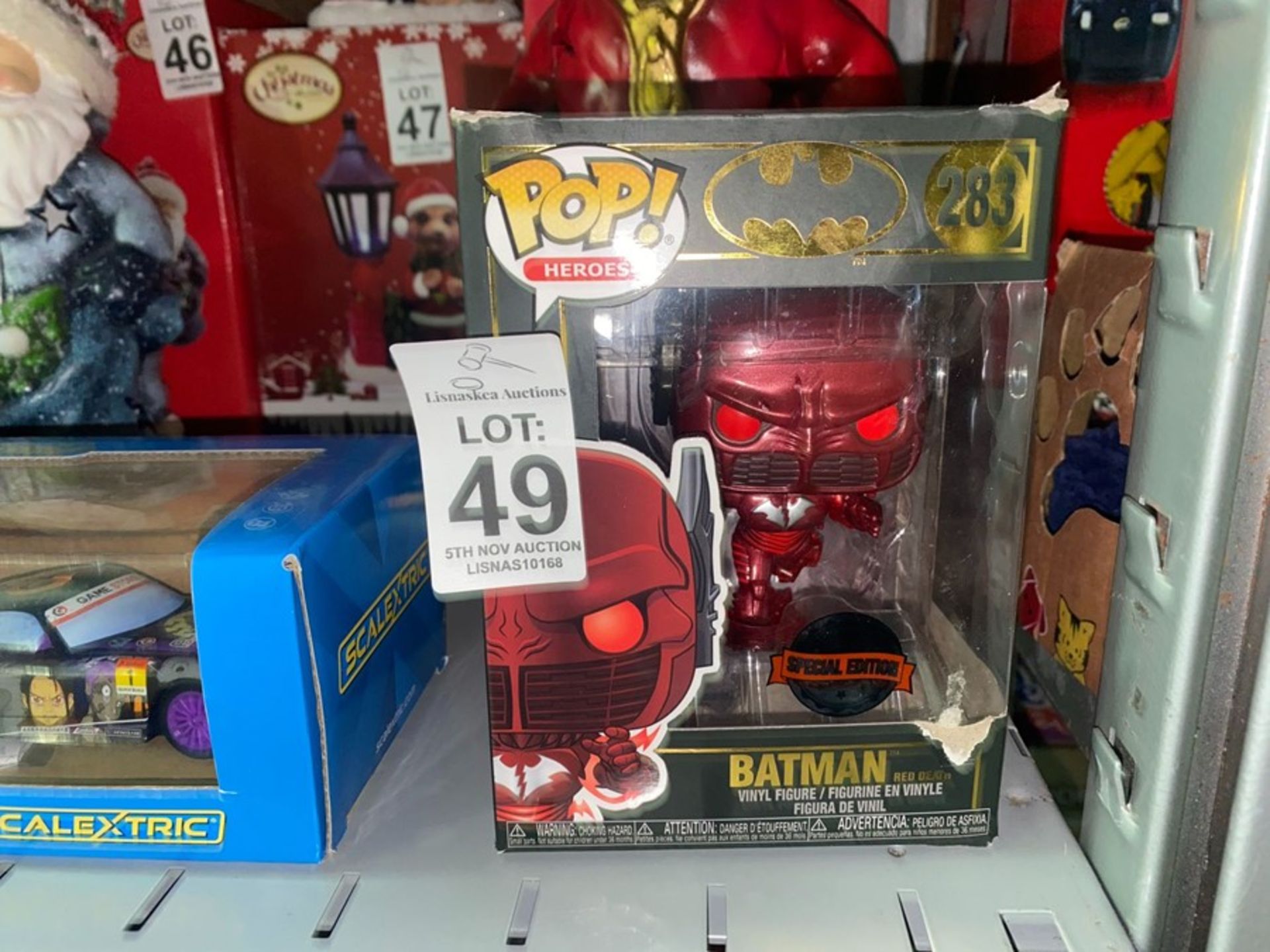 POP HEROES BATMAN FIGURE