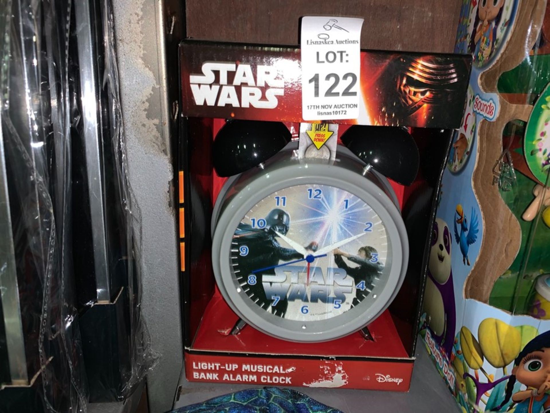 STAR WARS LIGHT UP MUSICAL BANK ALARM CLOCK