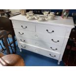 5 DRAWER WHITE CHEST OF DRAWERS