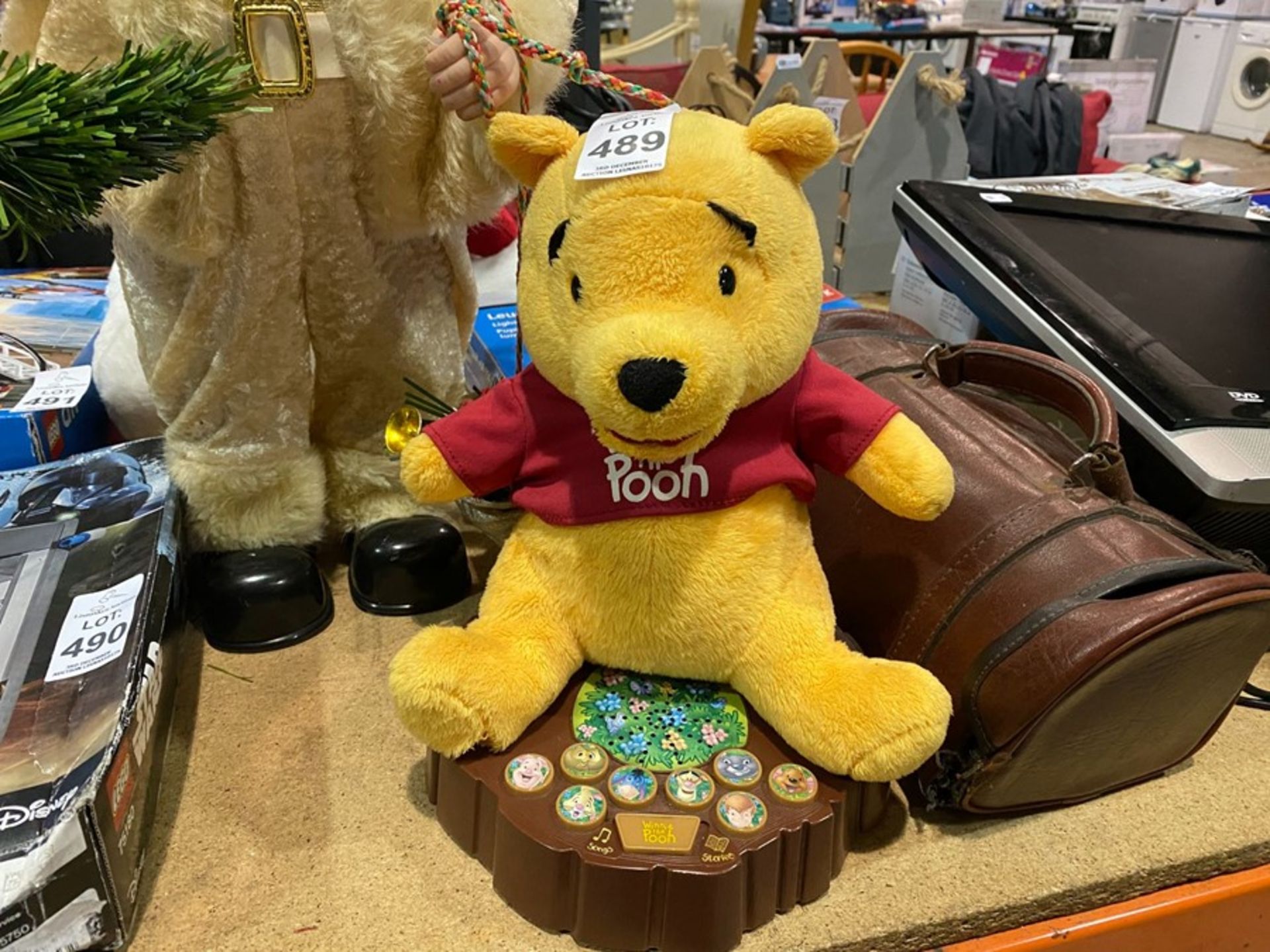 WINNIE THE POOH MUSICAL TOY WORKING