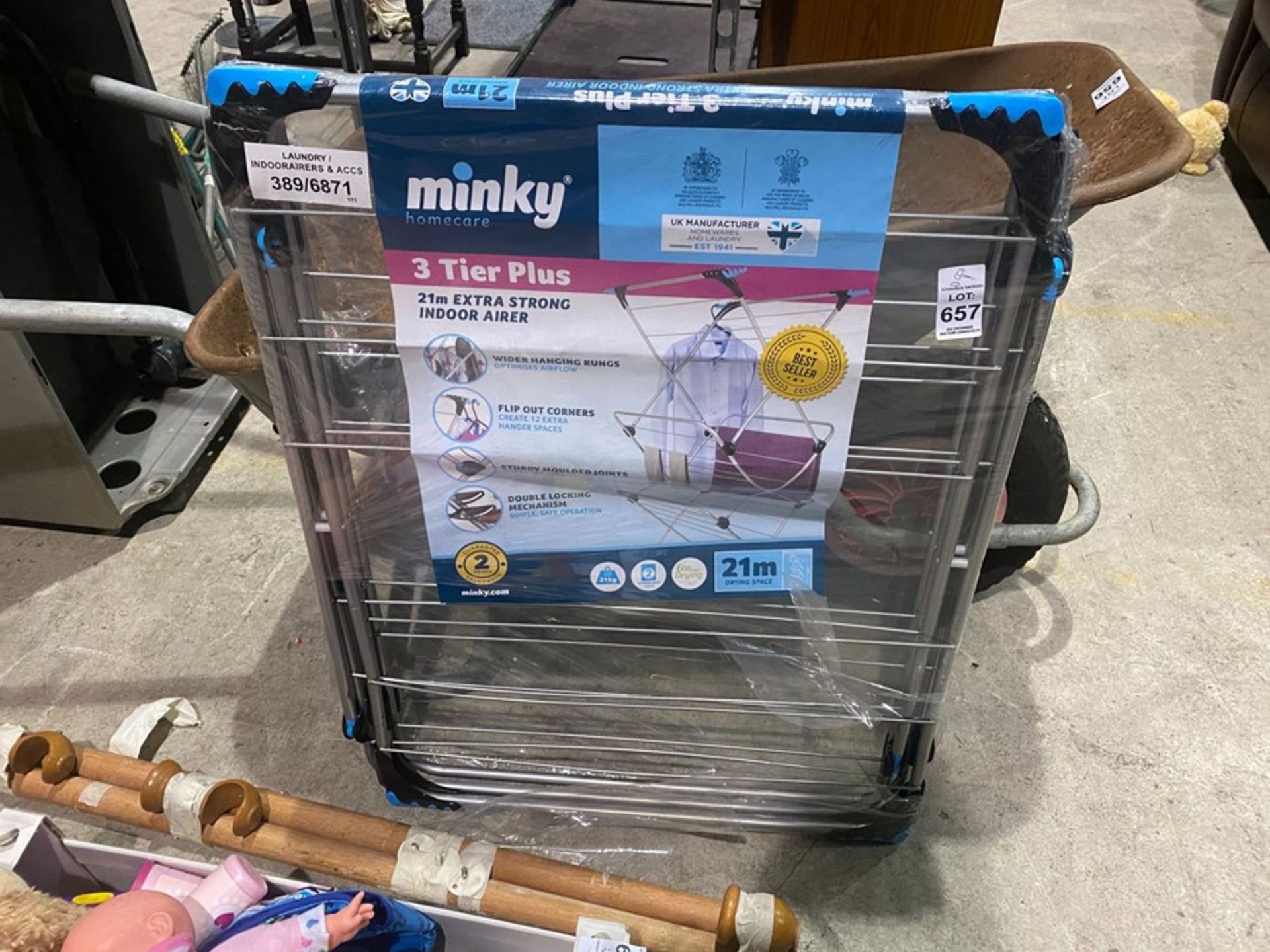 NEW MINKY CLOTHES AIRER