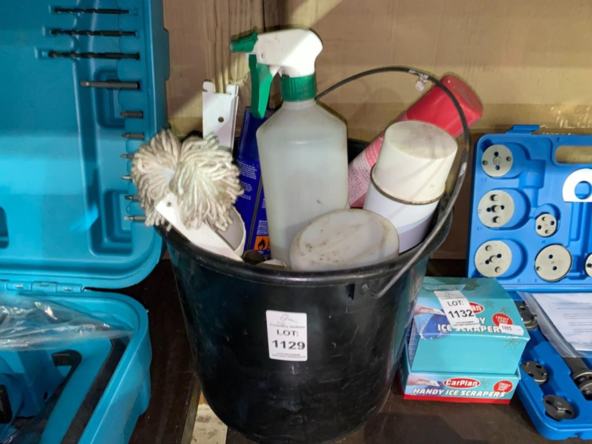 BUCKET OF CLEANING PRODUCTS